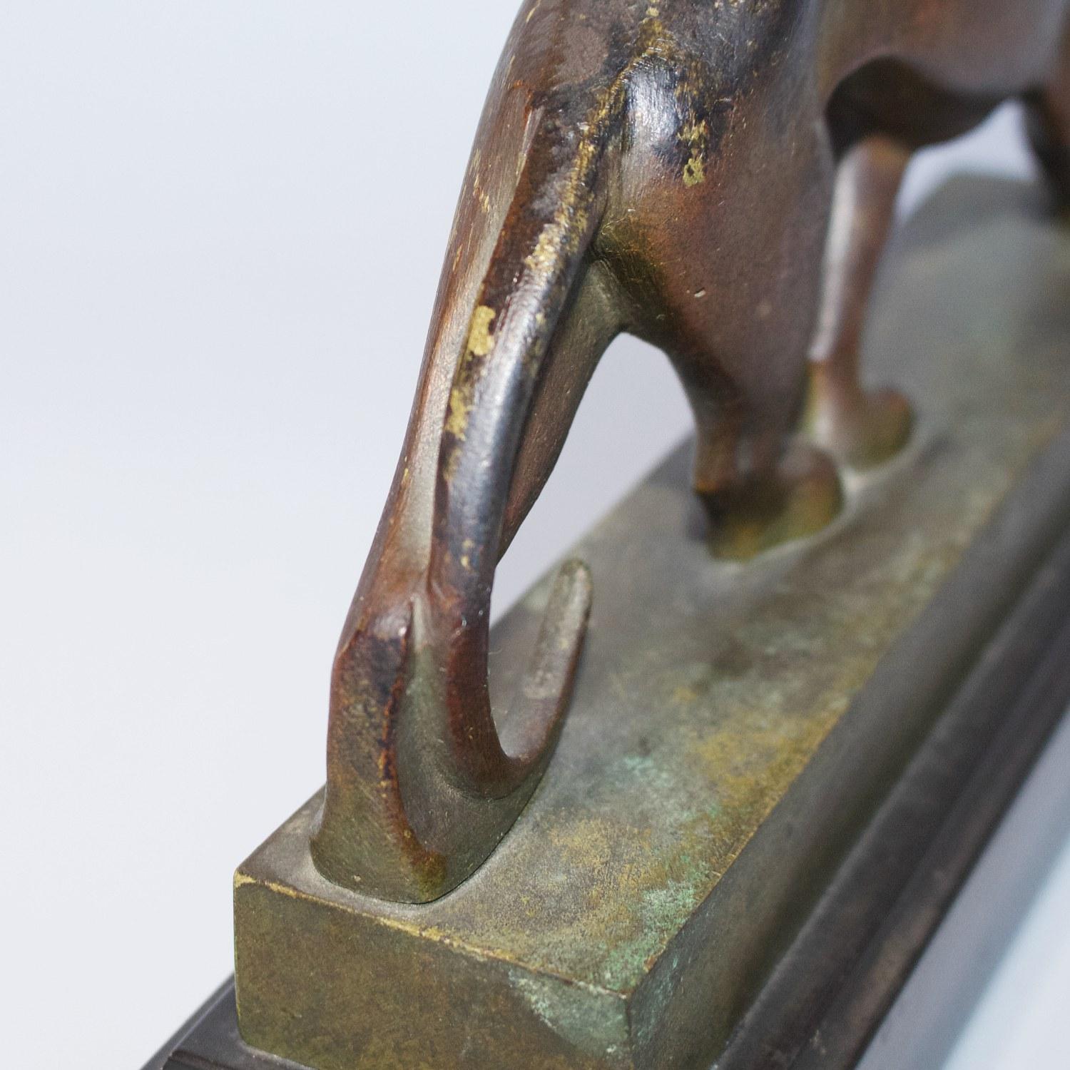 Art Deco Bronze Panther Attributed to Jean Luc French, circa 1930 5