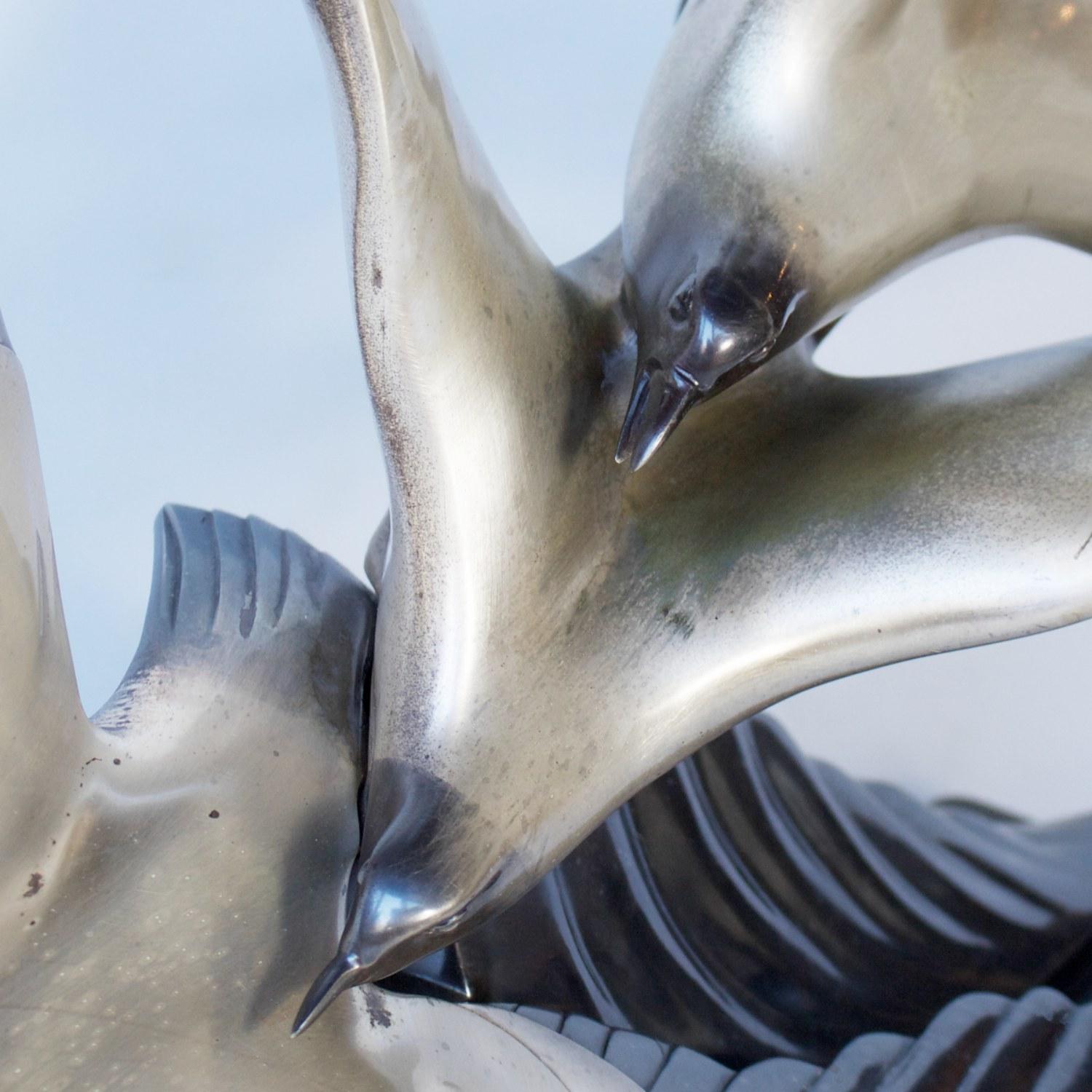 Art Deco Bronze Sculpture Depicting Seagulls in Flight, circa 1925 1