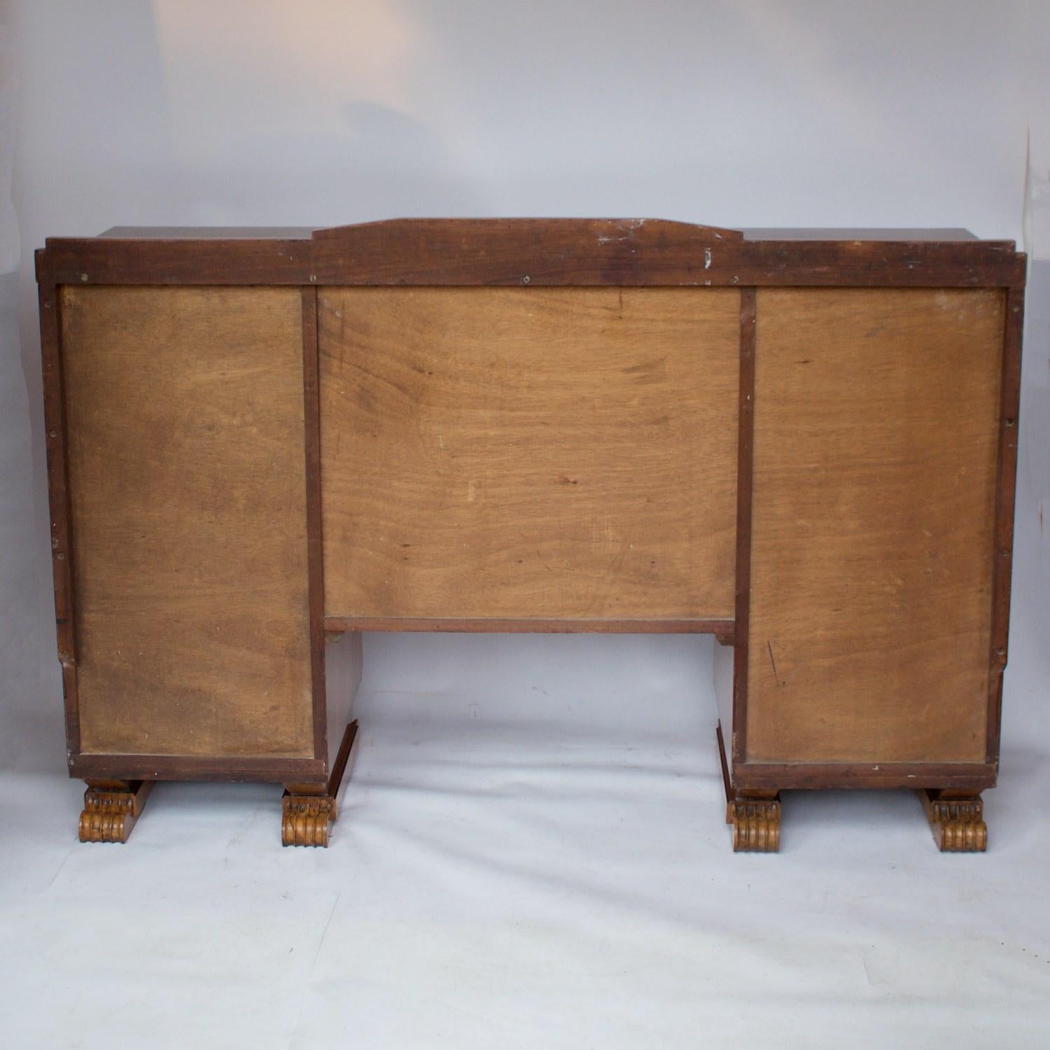 Art Deco Burr Walnut Veneered Sideboard, English, circa 1930 4