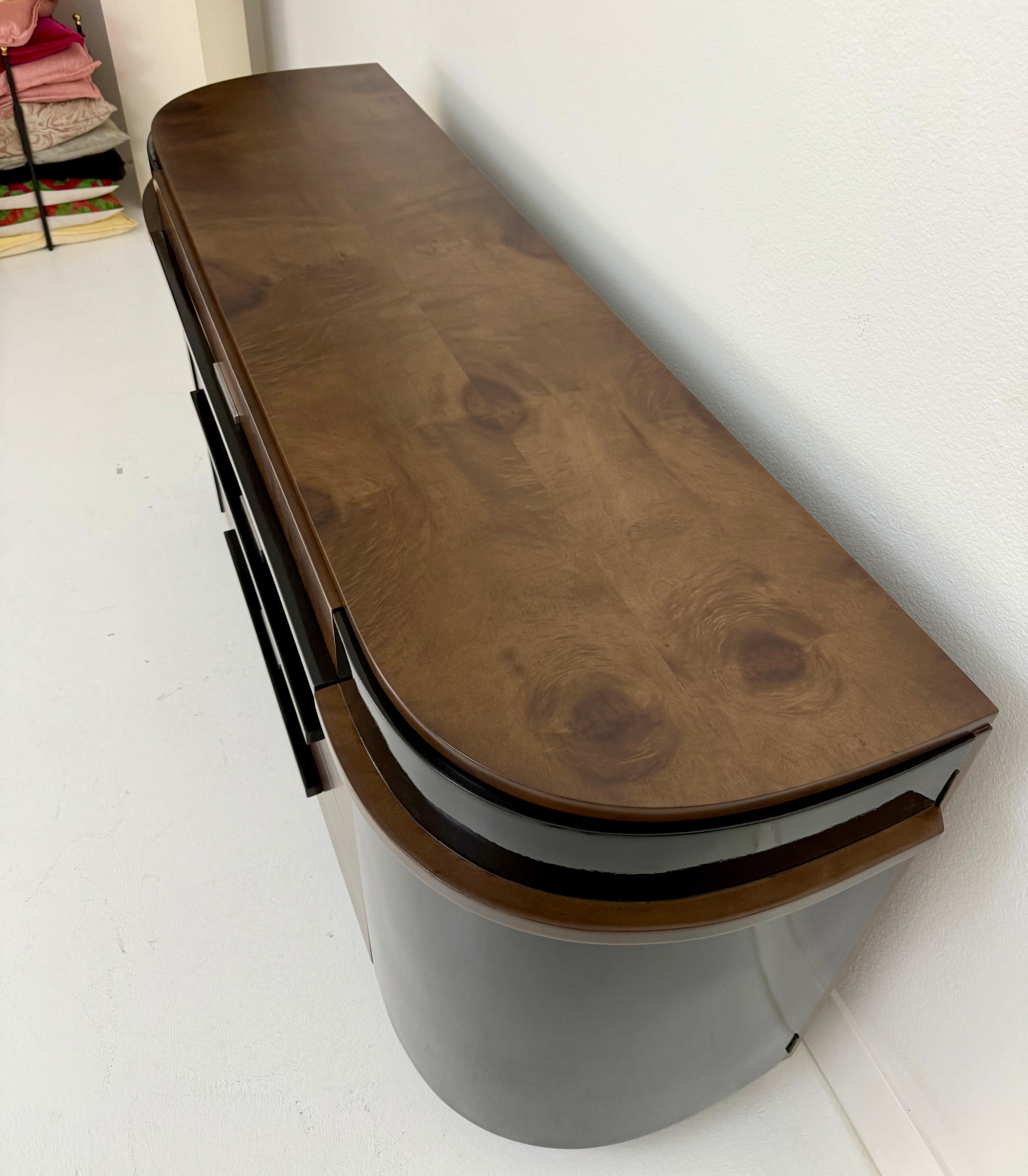 An Art Deco Cabinet by Donald Deskey for Hamilton Manufacturing For Sale 5