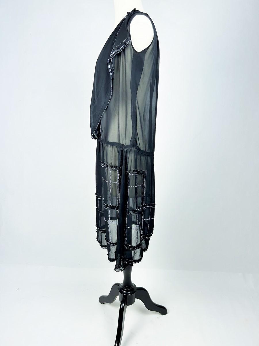 De las mujeres Un vestido Art Déco de gasa bordada - Francia Circa 1925 en venta