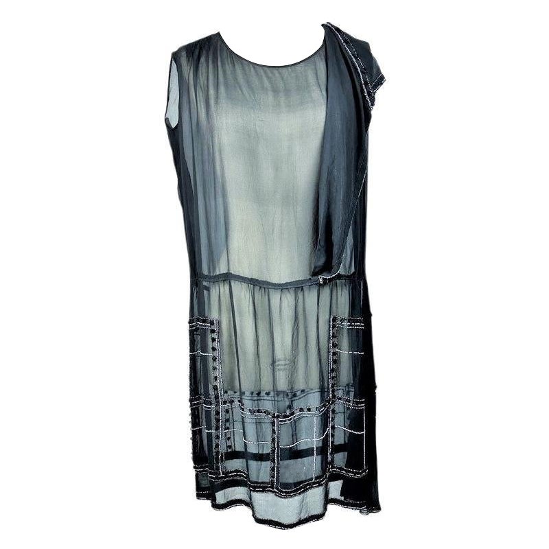 Ein Art Deco Chiffon besticktes Kleid - Frankreich CIRCA 1925