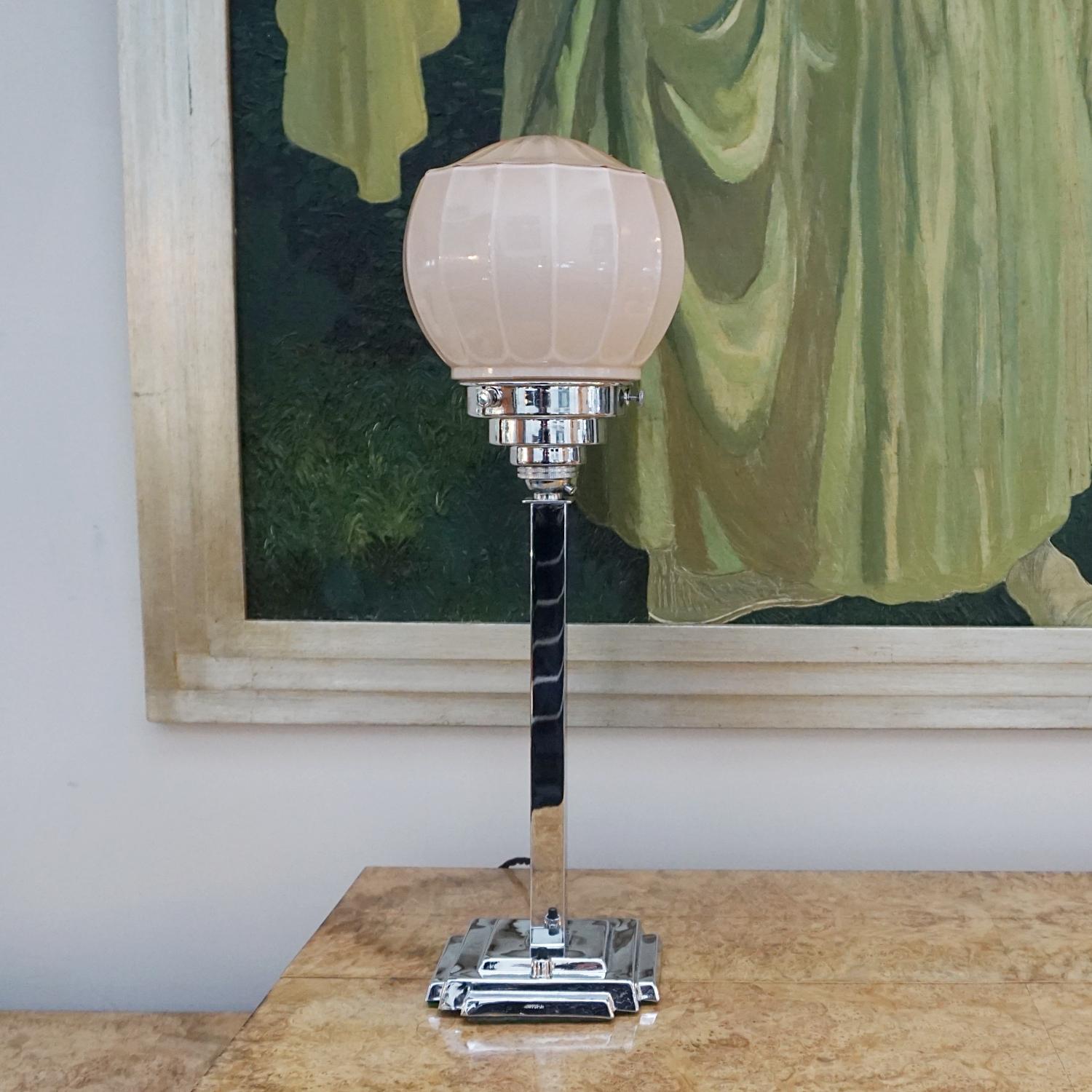 An Art Deco Chromed Table Lamp For Sale 2