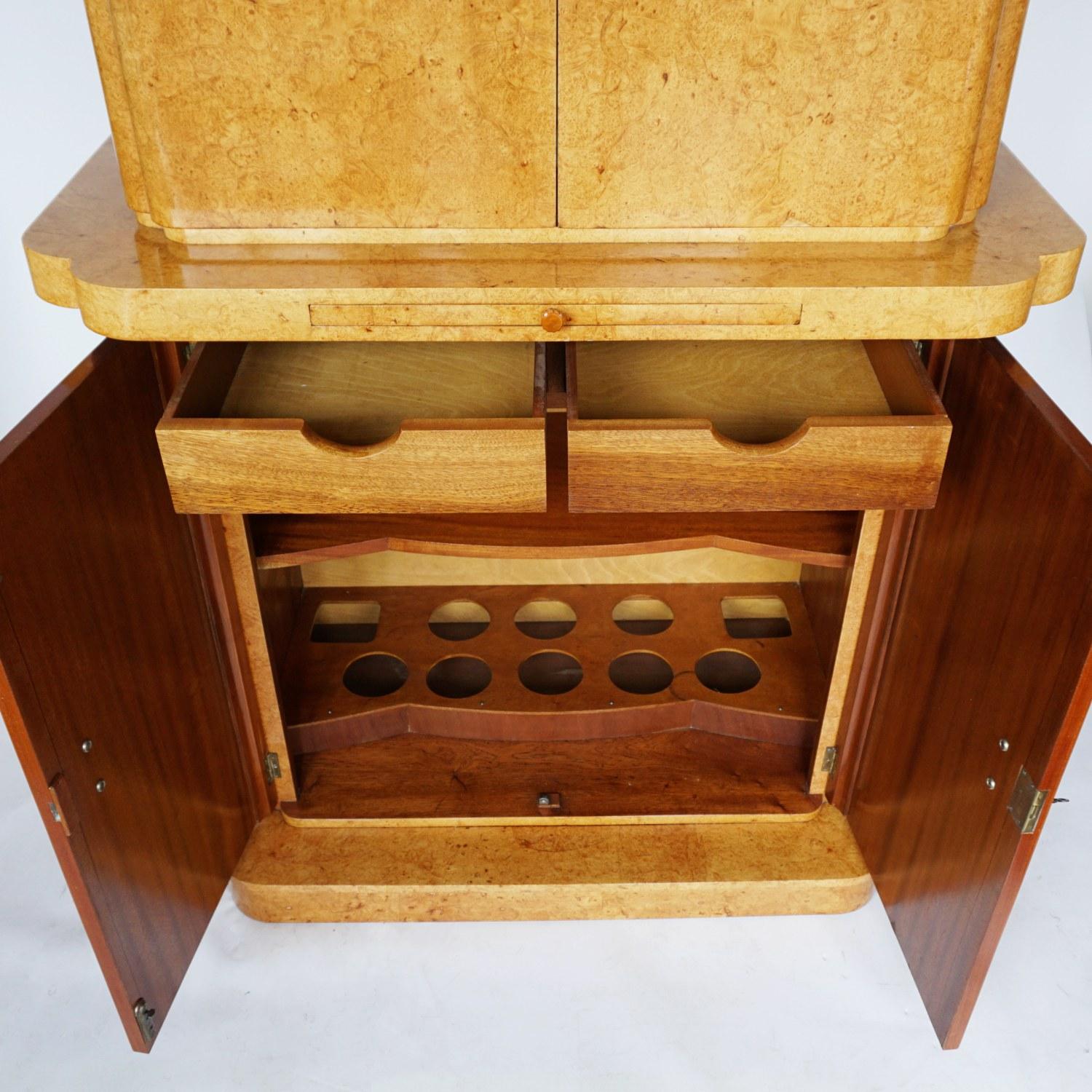Art Deco Cocktail Cabinet by Harry & Lou Epstein English, Circa 1930 5