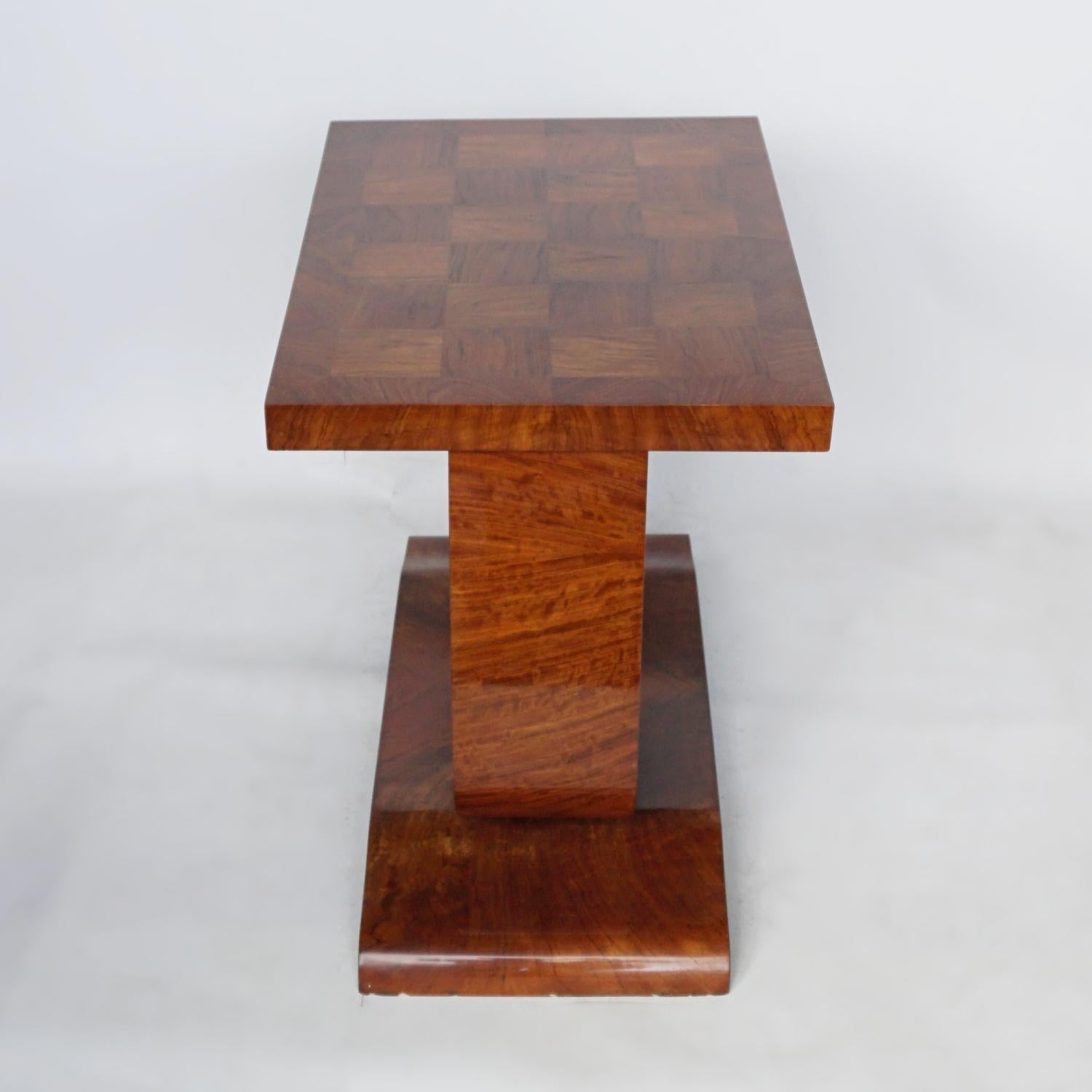 Art Deco Coffee/Side Table, English, Circa 1930 In Good Condition In Forest Row, East Sussex