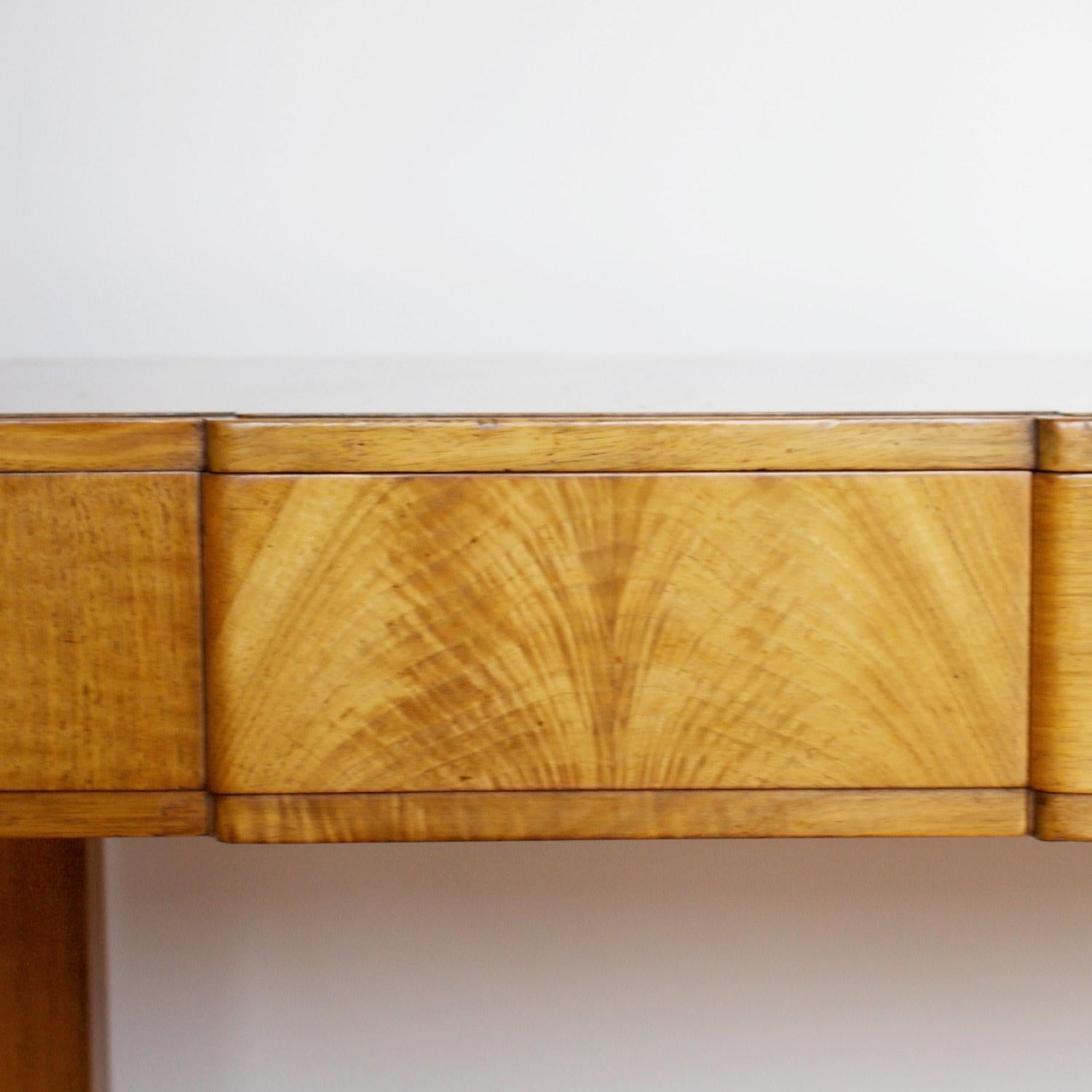 Art Deco Console Table by Heal's of London, Burr and Straight Grain Walnut 2