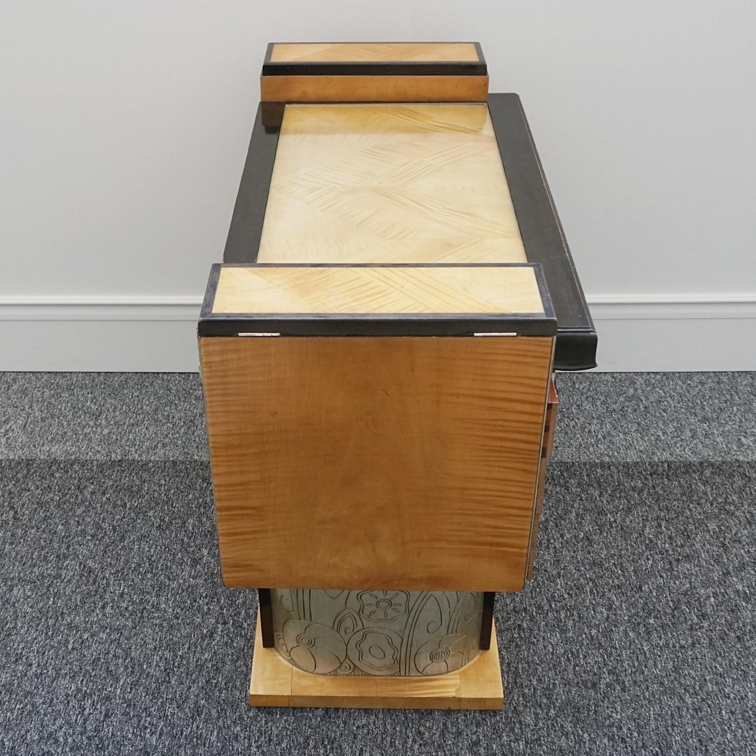 Art Deco Console Table by Serge Chermayeff for Waring & Gillows circa 1935 For Sale 12