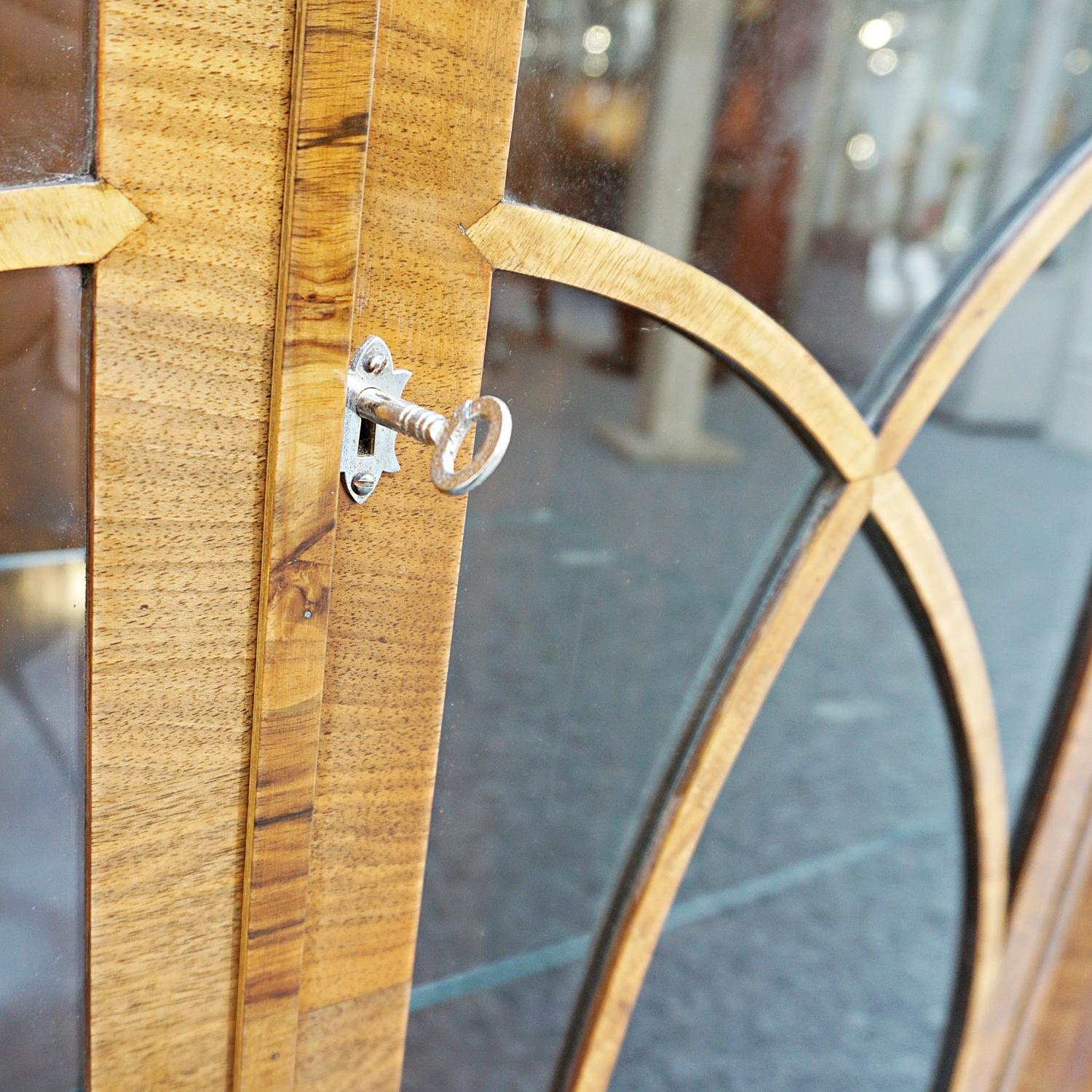 Art Deco Curved and Fluted Walnut Cabinet, circa 1930 7