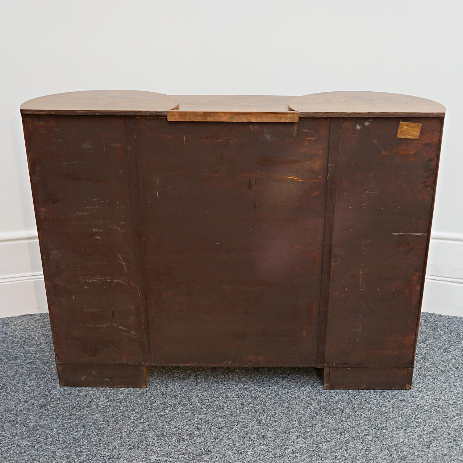 Art Deco Curved and Fluted Walnut Cabinet, circa 1930 13