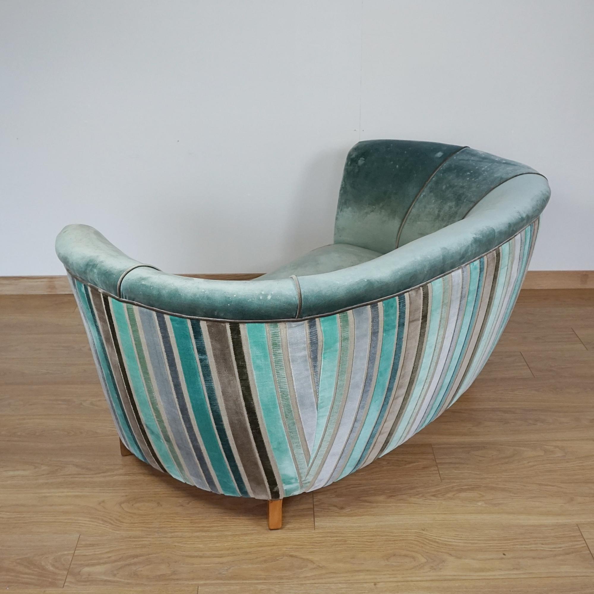 An Art Deco Curved Sofa Upholstered in Velvet 3