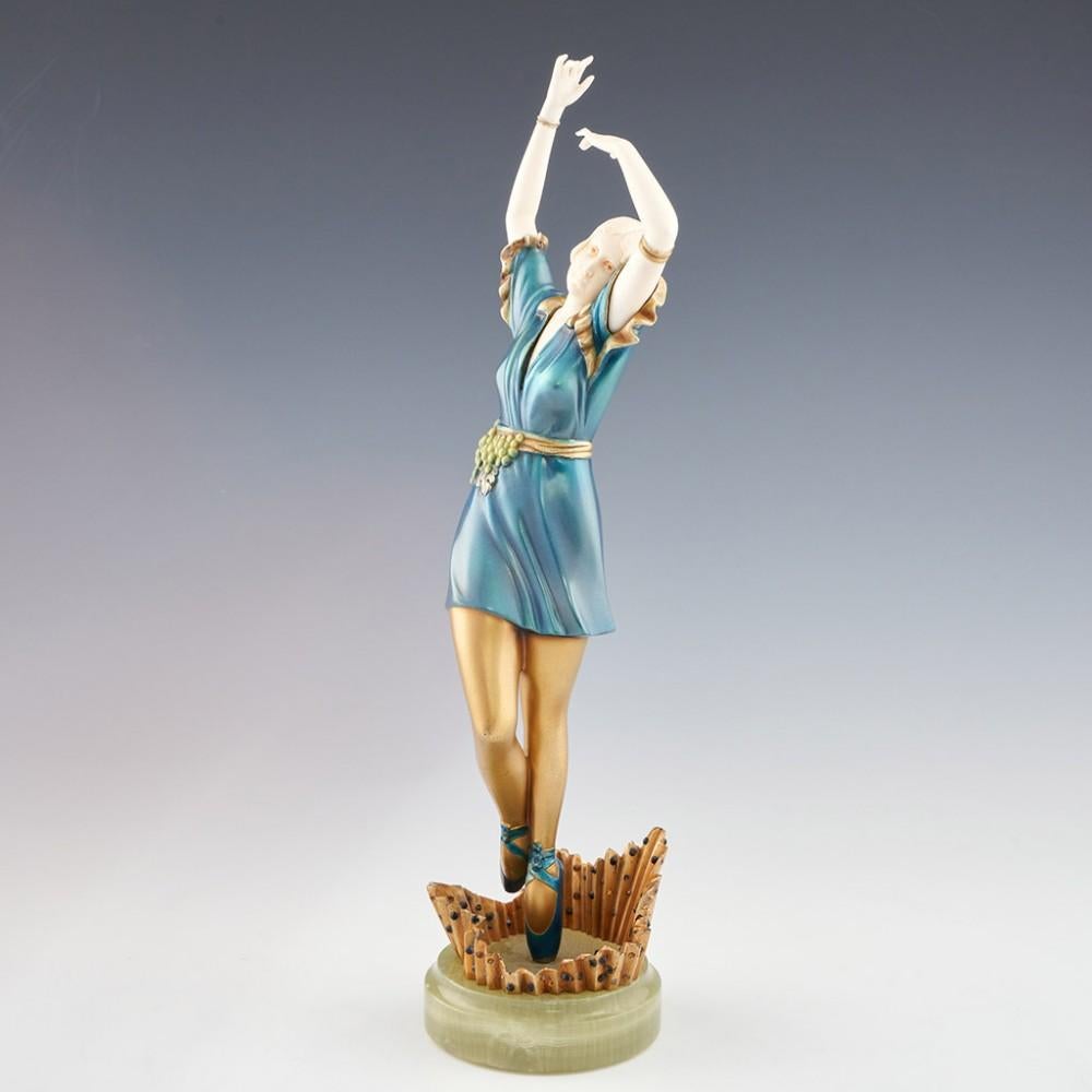 Une danseuse Art Déco par Dorothea Charol, vers 1920 en vente 1