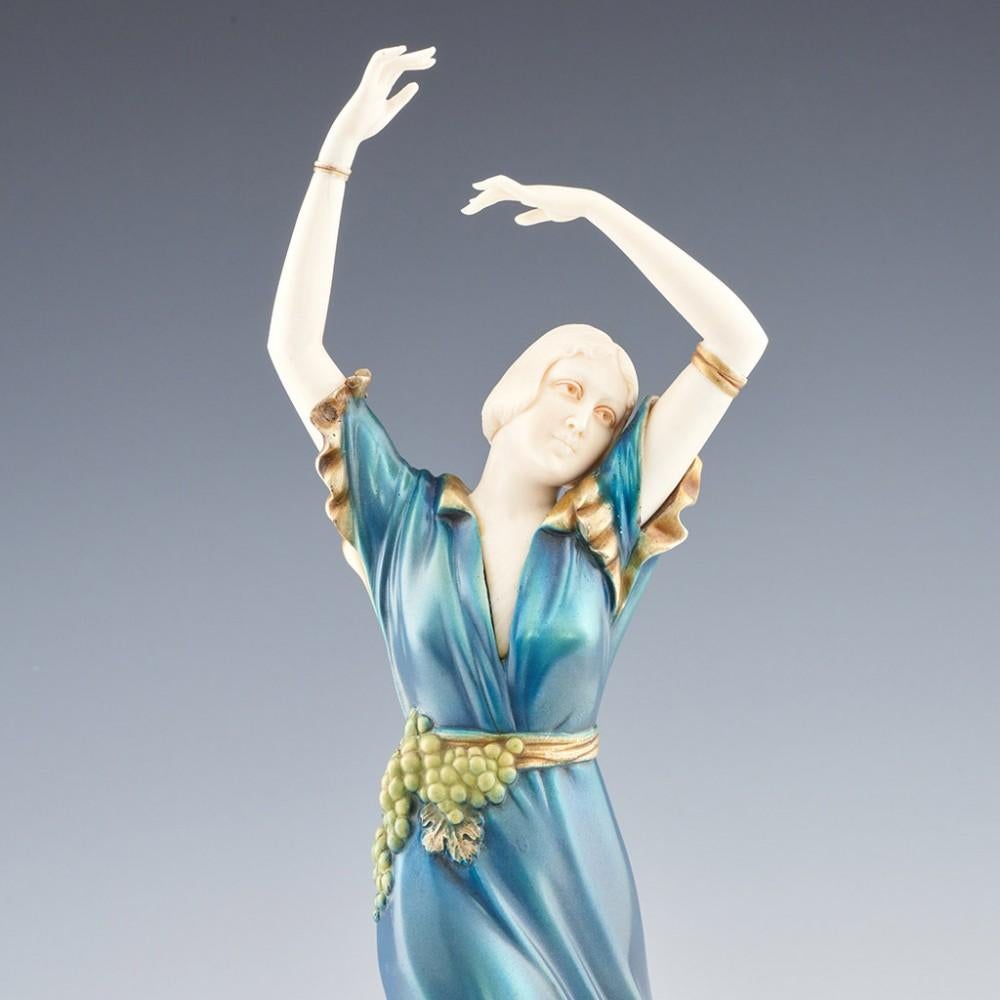 Une danseuse Art Déco par Dorothea Charol, vers 1920 en vente 2