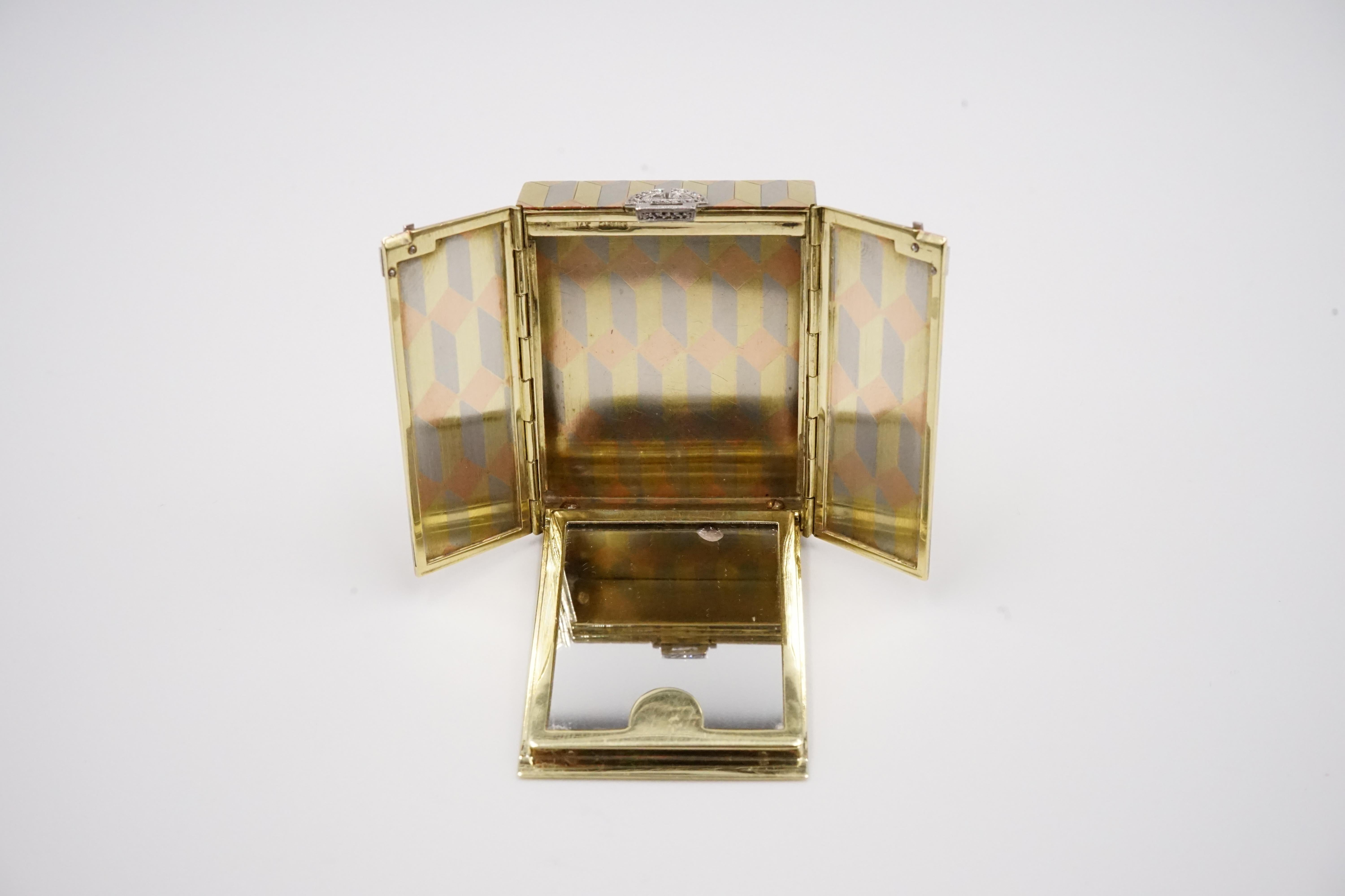 Women's or Men's Art Deco Diamond and 14 Carat Tri-Colour Gold Vanity Case by Cartier