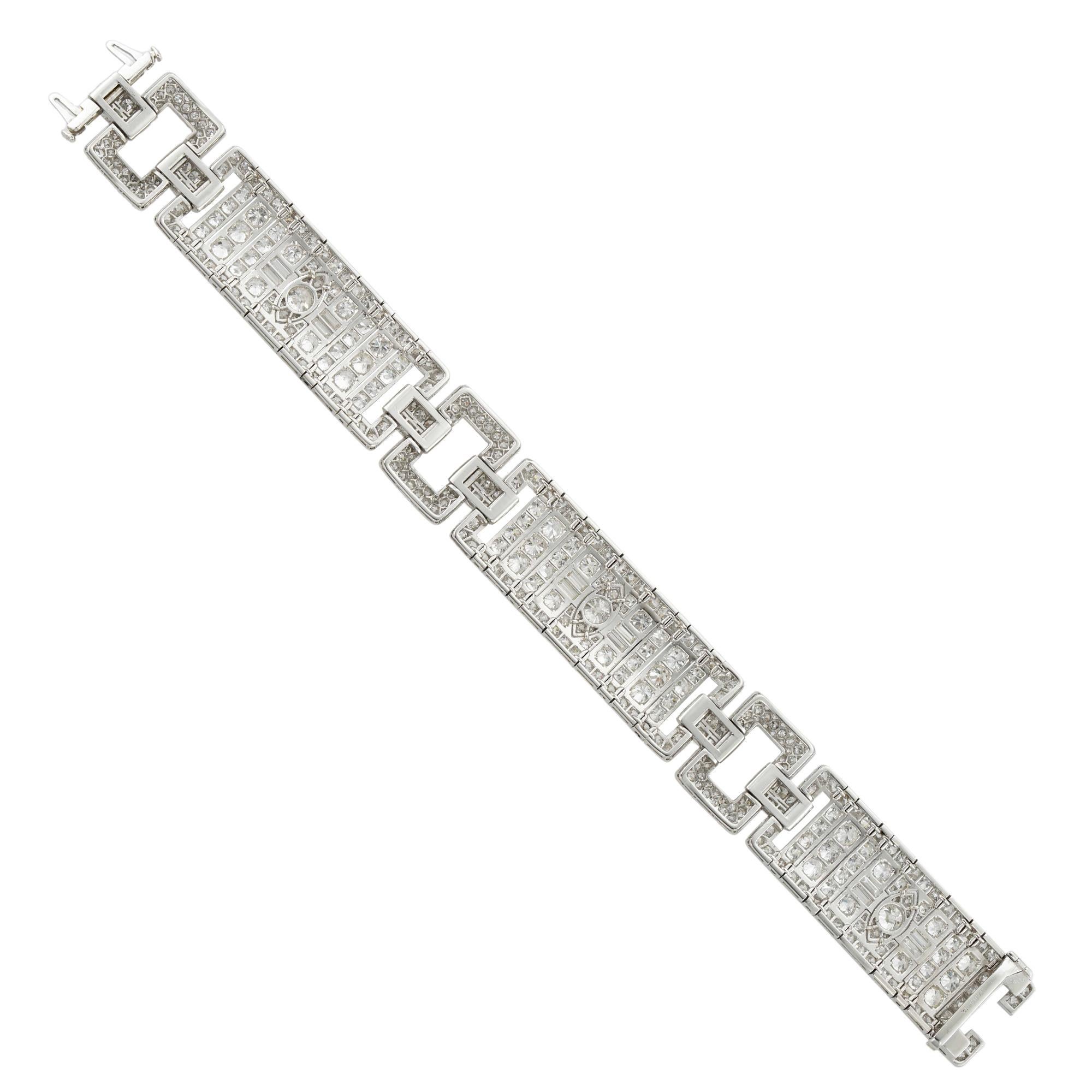 Un bracelet Art déco en diamants de Raymond Yard État moyen - En vente à London, GB