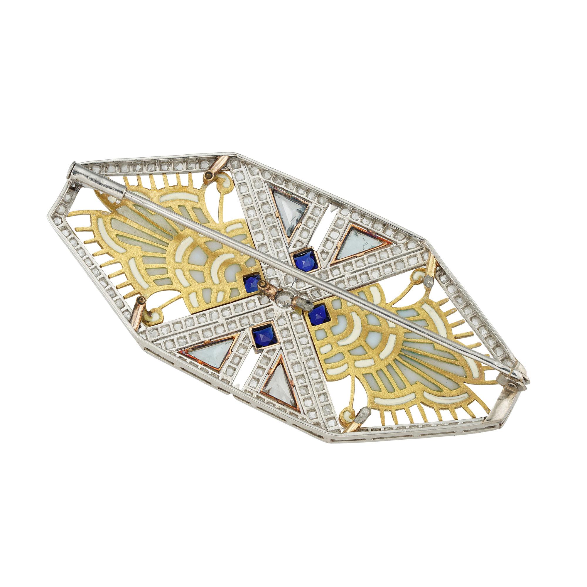 Un broche Art Déco de diamantes, engastado y esmalte en Bueno estado para la venta en London, GB