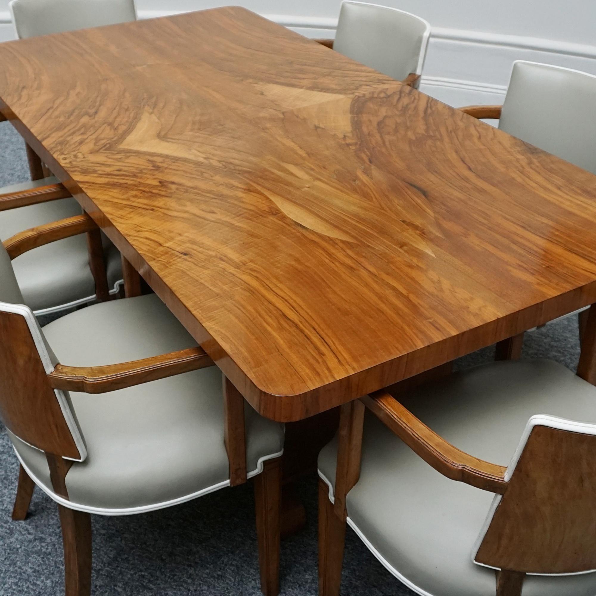 Mid-20th Century An Art Deco Dining Suite by Heal's of London