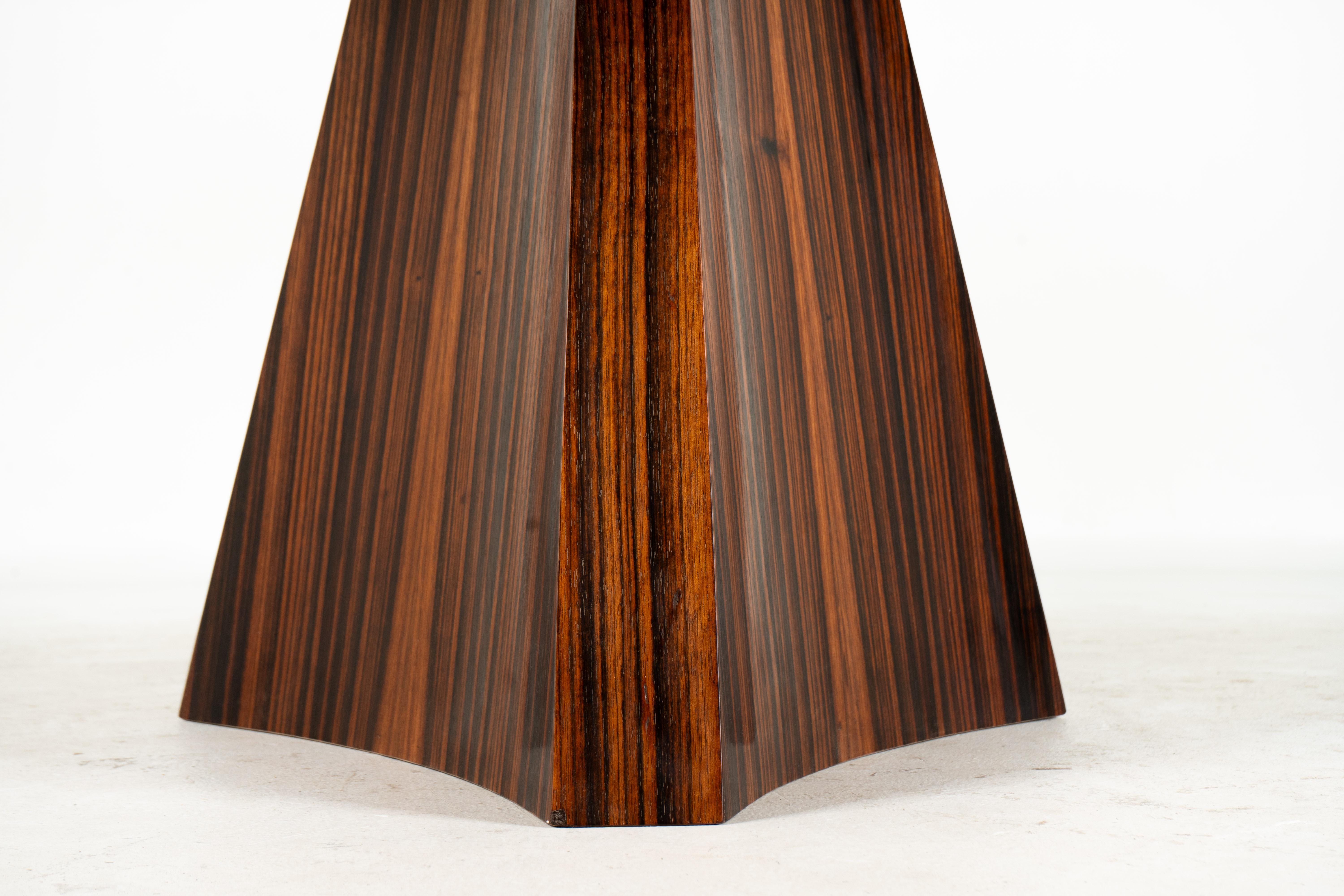 An Art Deco Dinning Table with a Triangular Pedestal Base im Angebot 3