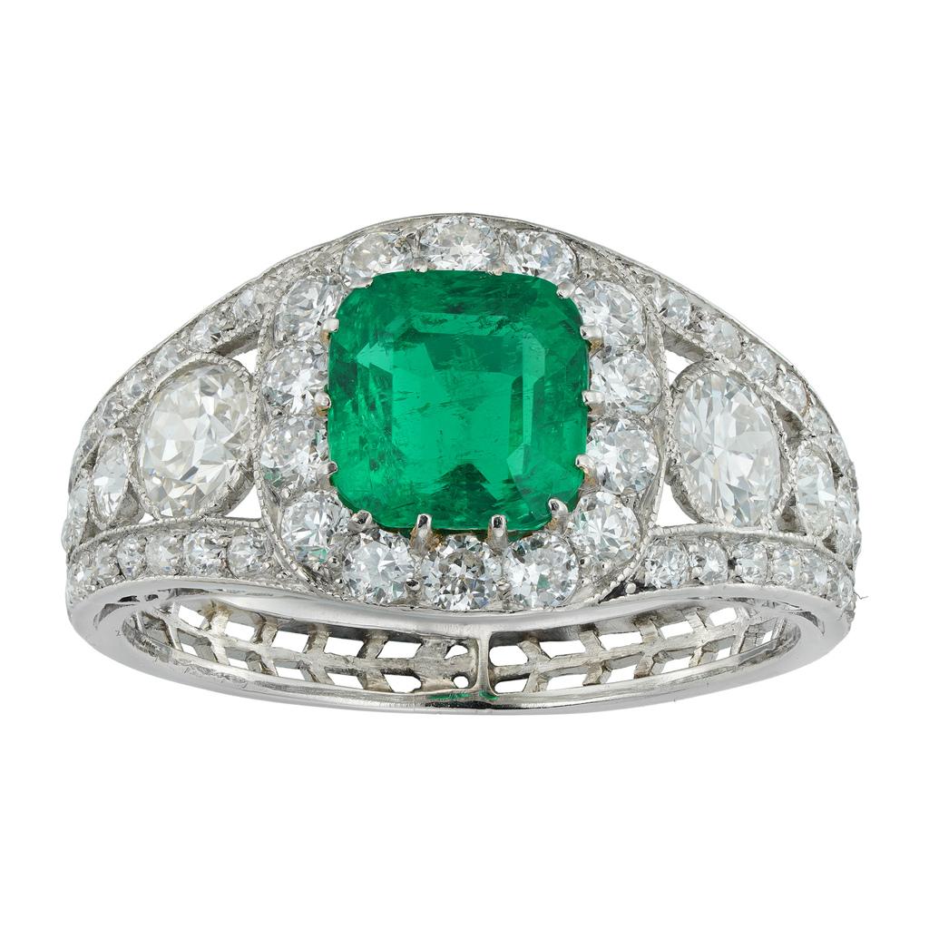 Art Deco Art-Deco Emerald and Diamond Ring