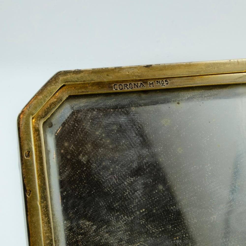An Art Deco Enamel Vanity case Coral & Diamond Makeup Box c.1920 For Sale 1