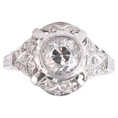 Un anello di diamanti di fidanzamento Art Deco