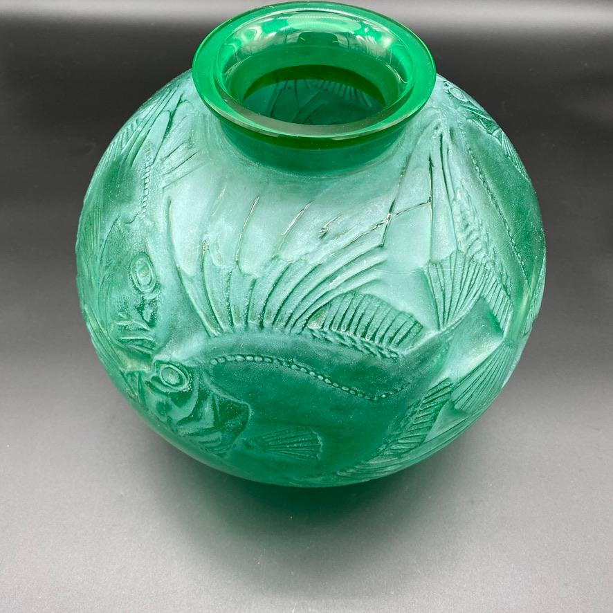 an Art Deco Green  Glass Poisson Vase by R.Lalique  For Sale 6