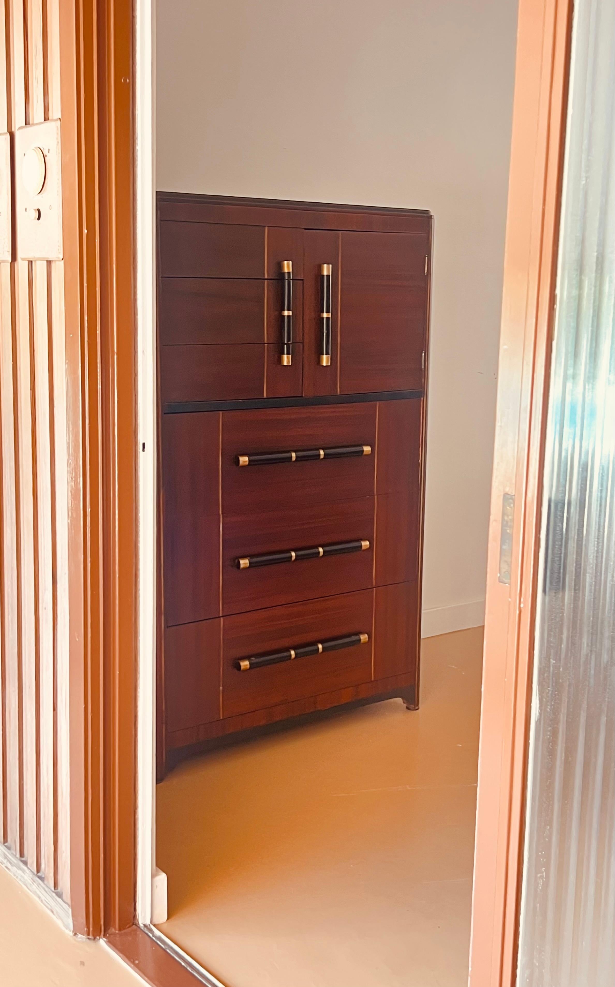 Art-Déco-Hochkommode, frühes 20. Jahrhundert im Angebot 10