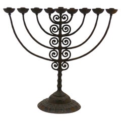 Menorah de Hanukkah de hierro Art Decó, Francia Circa 1925