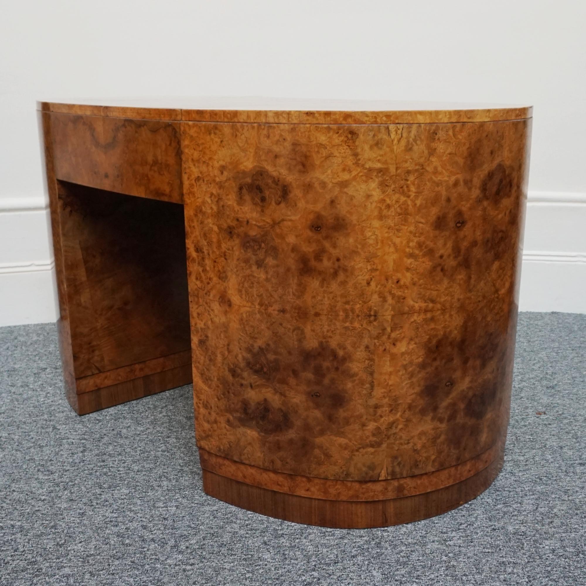 An Art Deco Kidney Shaped. Burr Walnut Desk For Sale 7