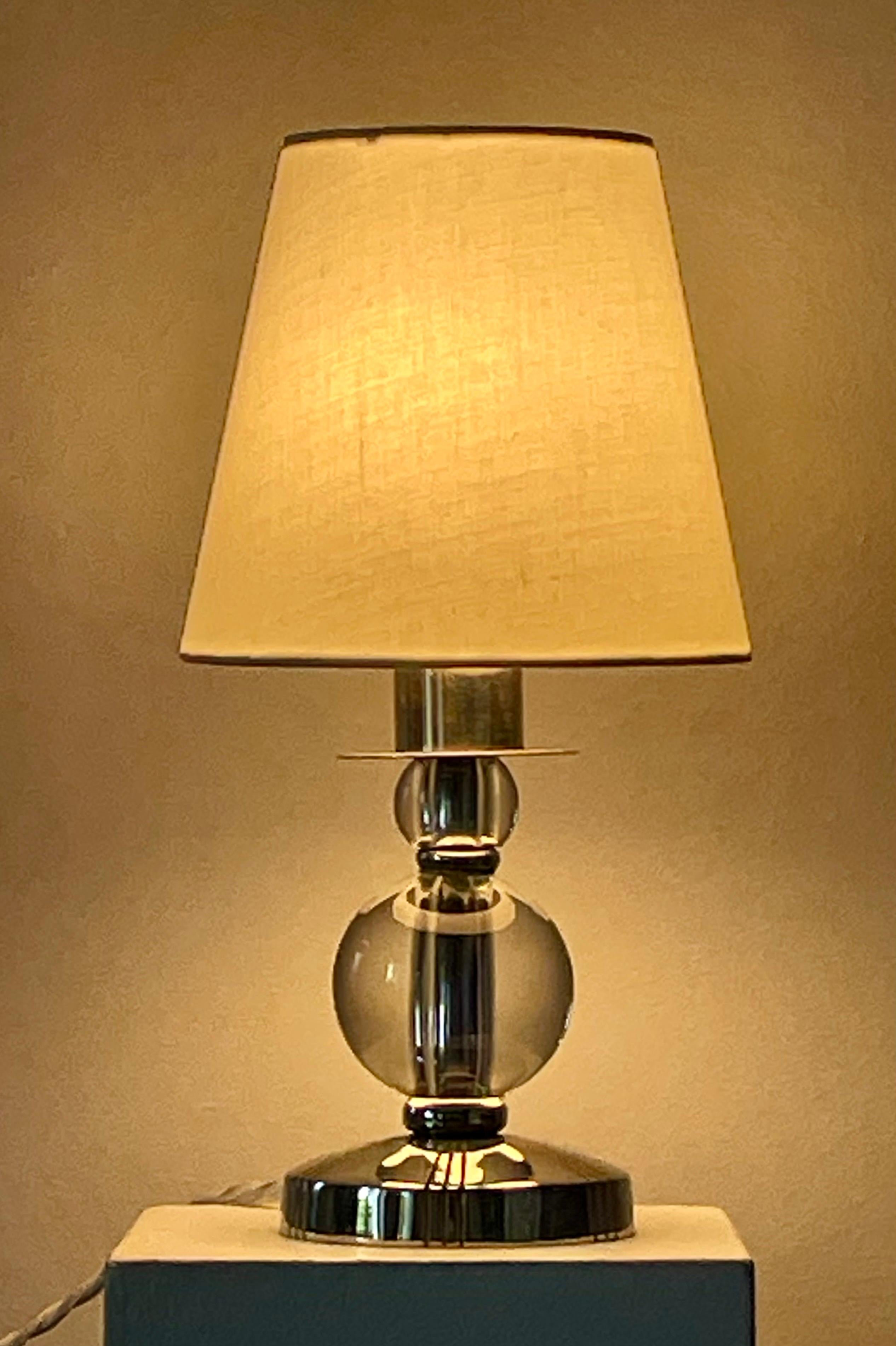 Mid-20th Century An Art Deco lamp Brass and glass - France - 1930 For Sale