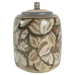 Una grande scatola di ceramica di Sèvres in stile Art Déco, Maurice Gensoli, 1933