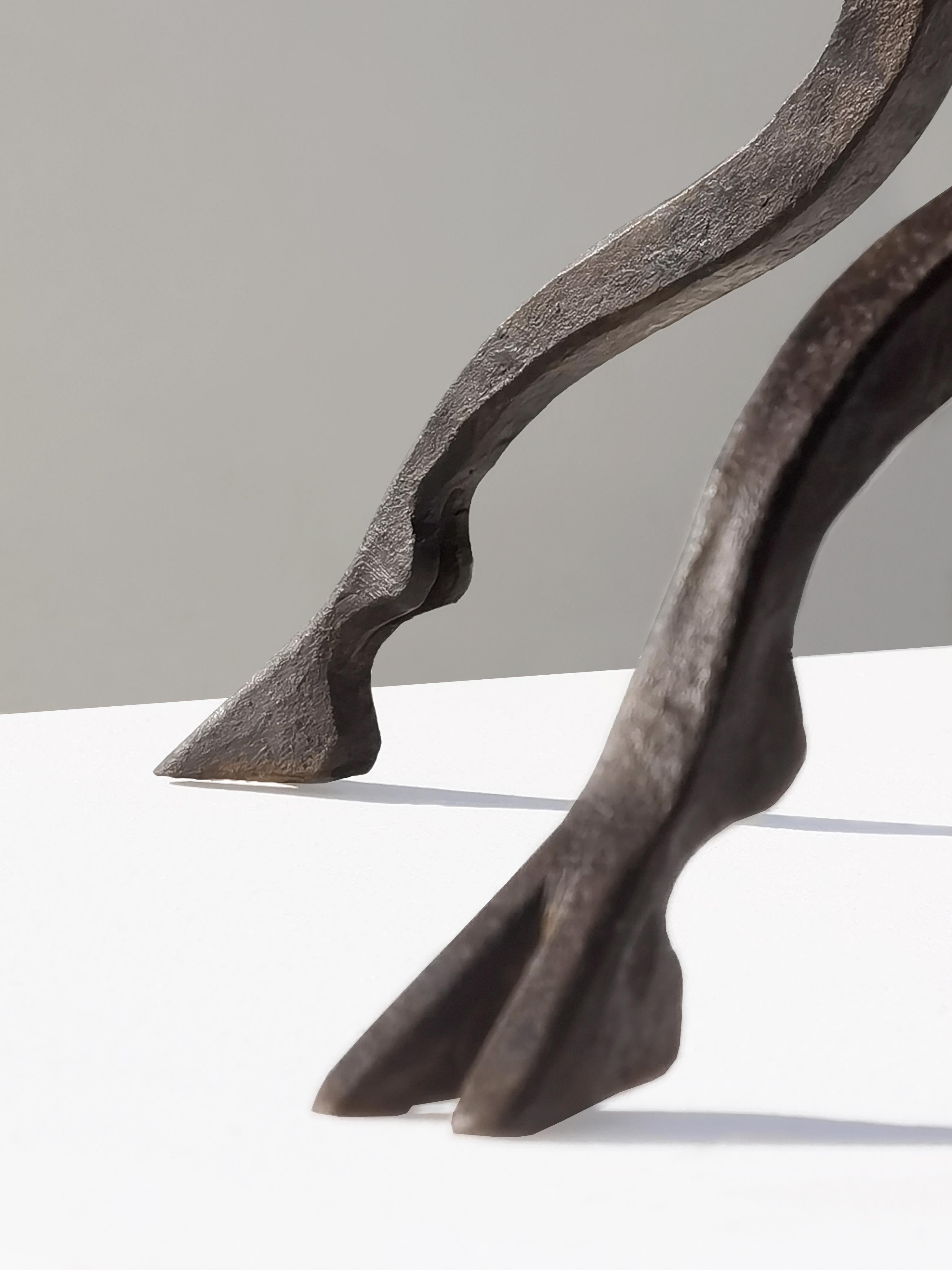 UNA MESA DE CAFÉ NEOCLÁSICA ART-DECO EN EL ESPÍRITU DE EDGAR BRANDT, Francia 1930 Art Decó en venta