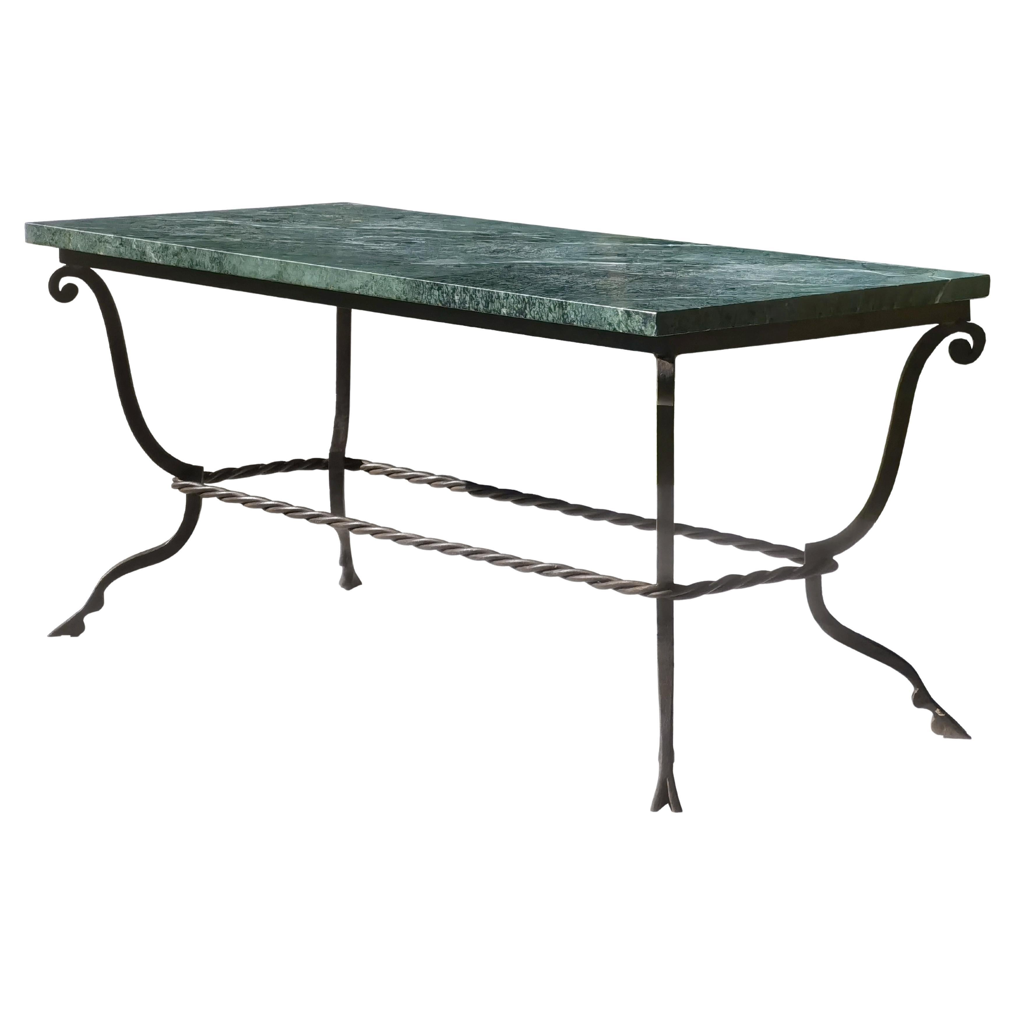 UNA MESA DE CAFÉ NEOCLÁSICA ART-DECO EN EL ESPÍRITU DE EDGAR BRANDT, Francia 1930 en venta 1