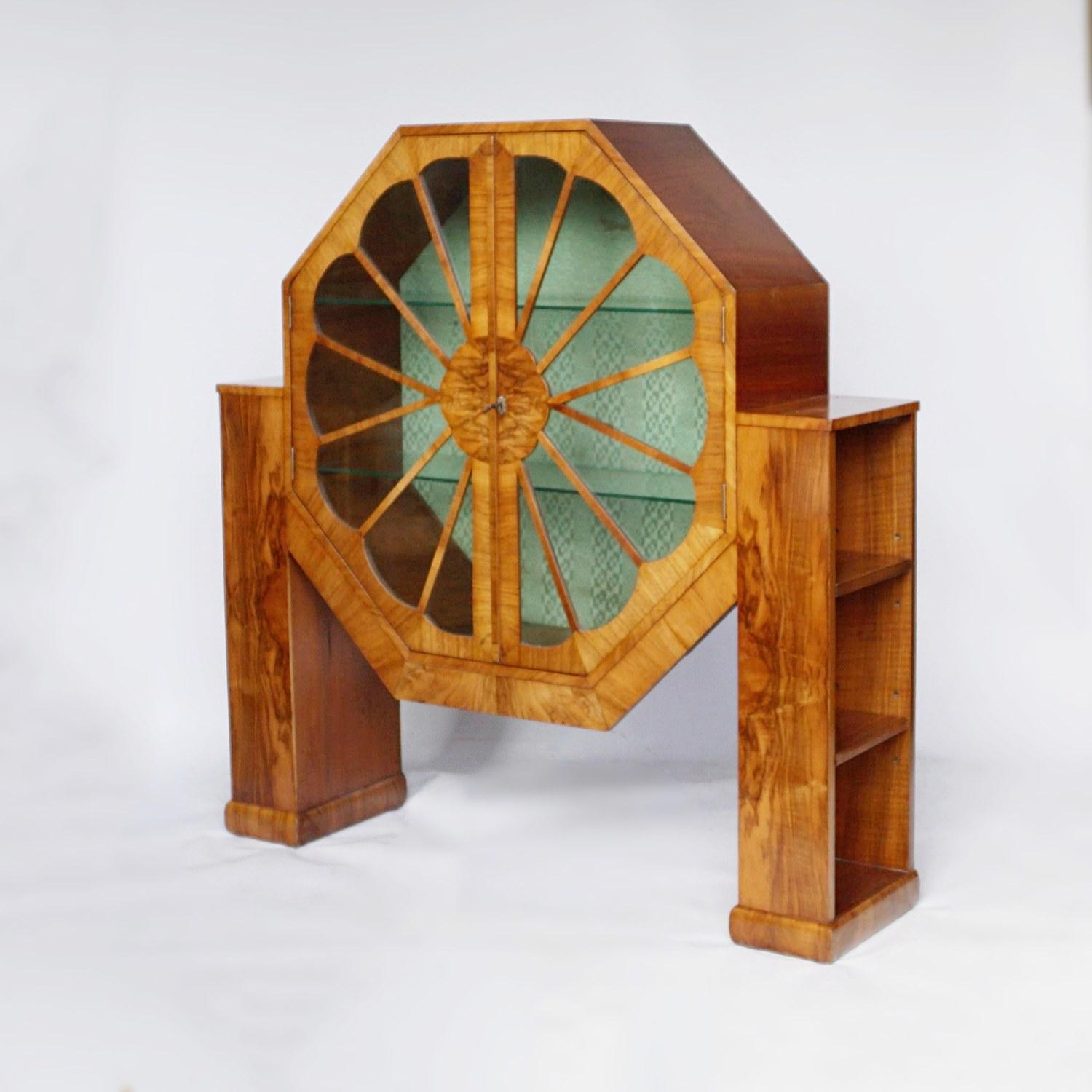 Art Deco Octagonal Display Cabinet Burr Walnut veneered. English, Circa 1935 2
