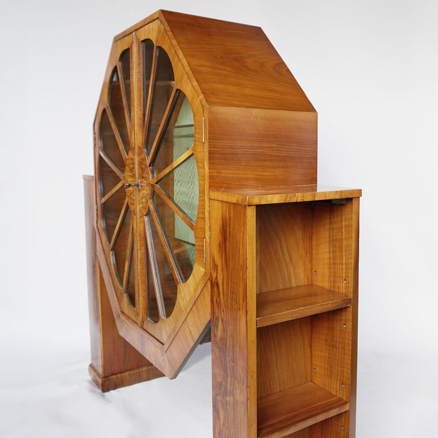 Art Deco Octagonal Display Cabinet Burr Walnut veneered. English, Circa 1935 4