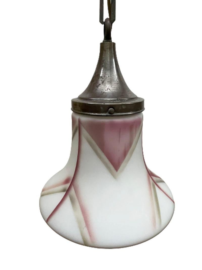 20ième siècle Lampe à suspension Art Déco en verre dépoli peint, années 1920 en vente
