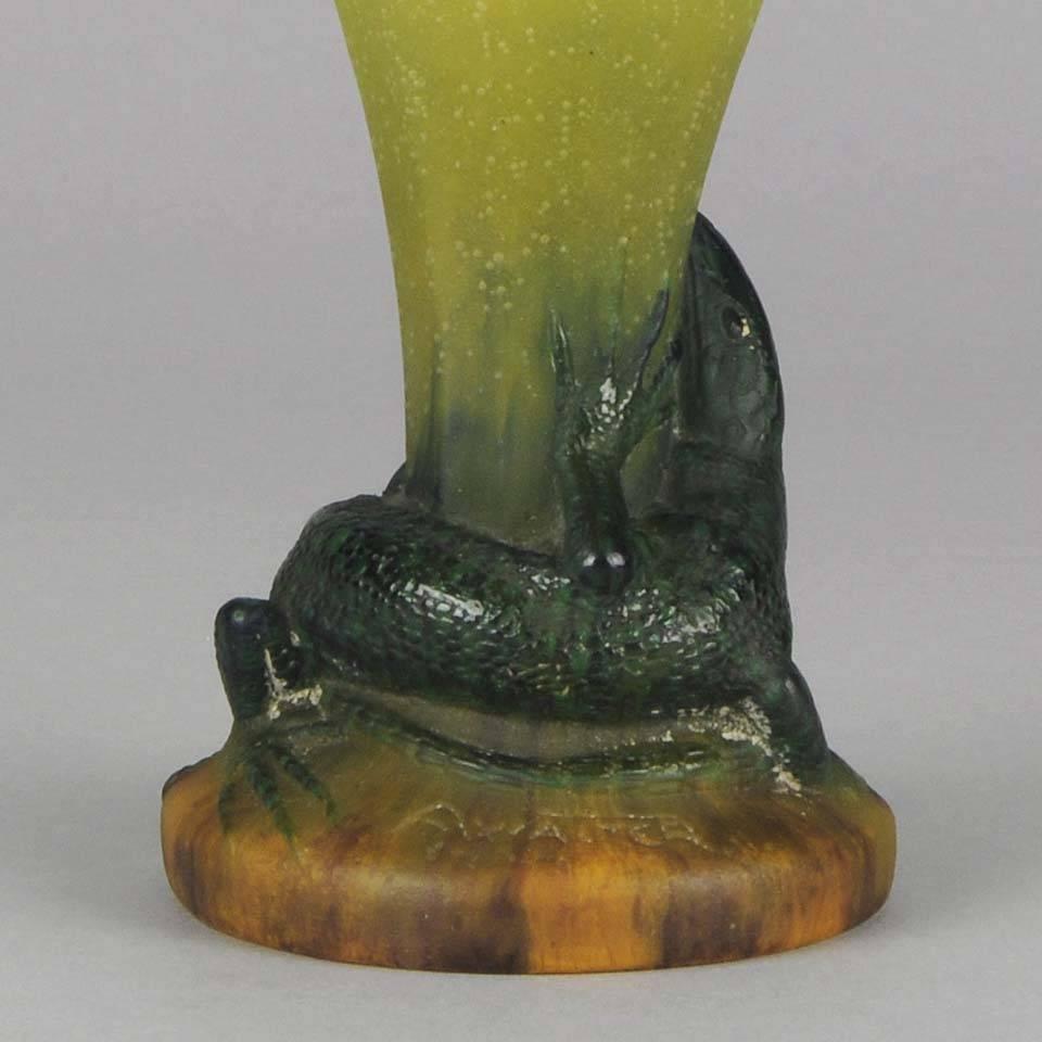 Pate-De-Verre Art Déco de cristal 'Jarrón Lagarto' de Amalric Walter en venta 2