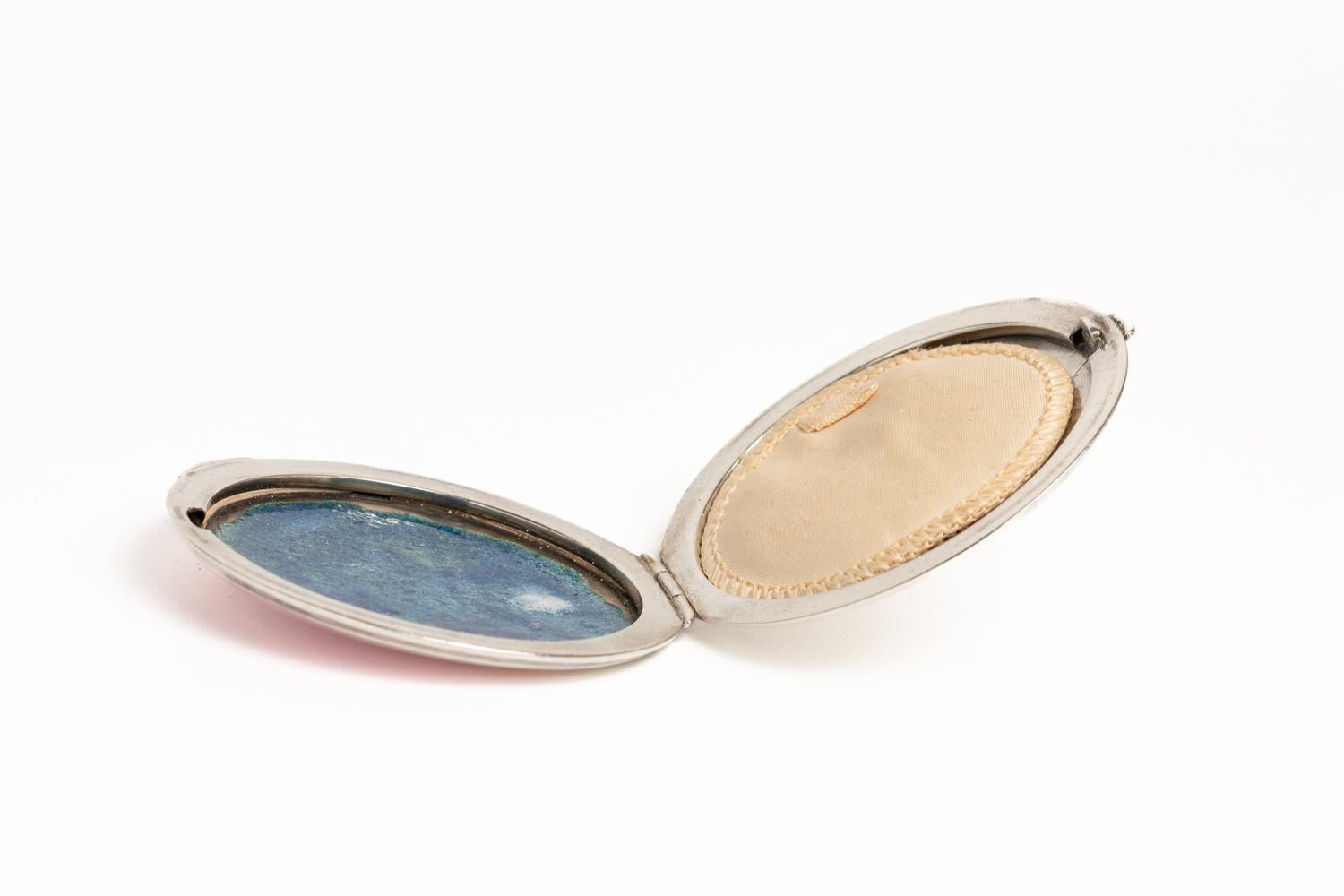An Art Deco Pink Guilloche Enamel and Silver Compact 5