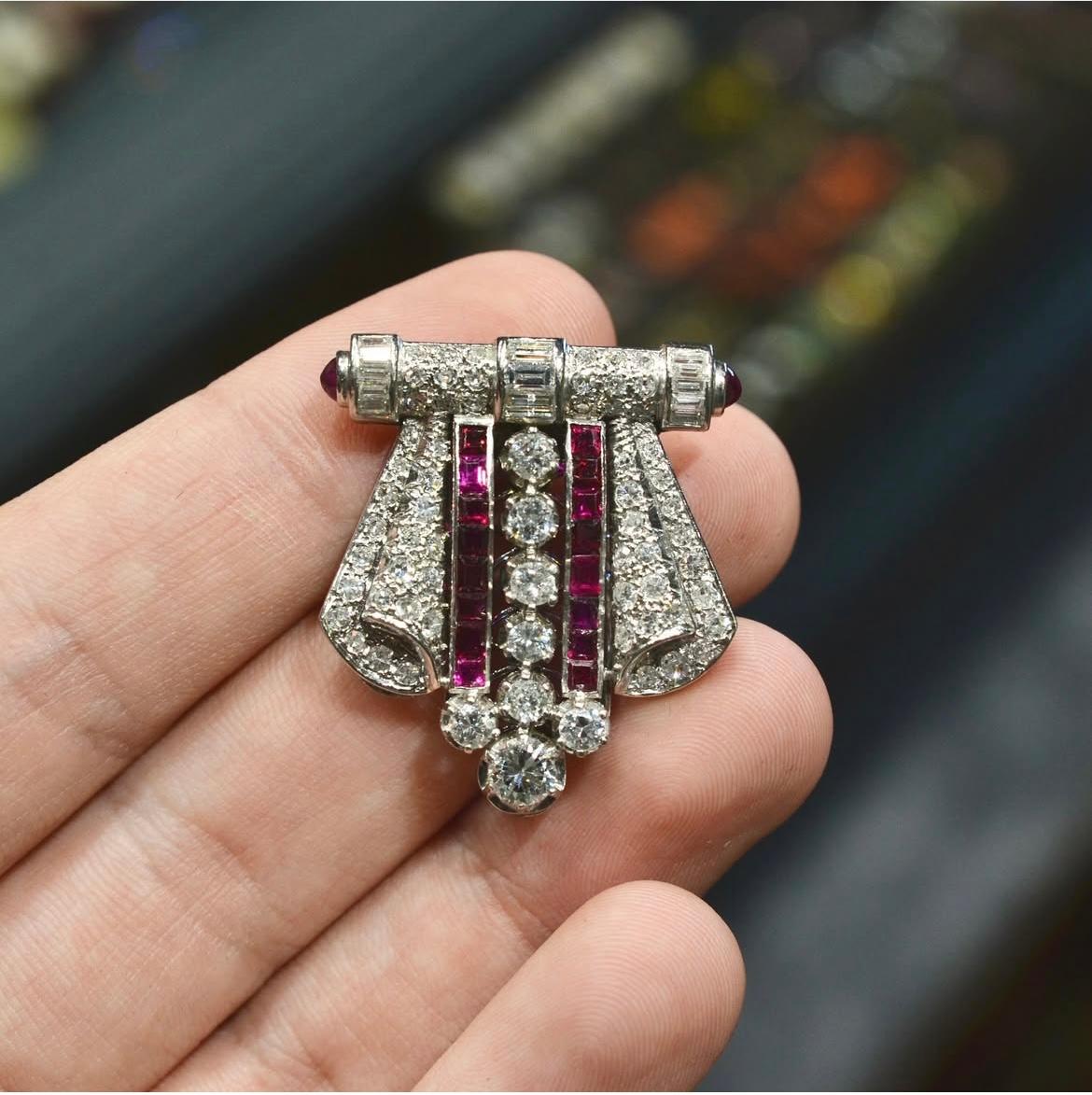 An Art Deco Platinum Diamond And Ruby Double Clip Brooch For Sale 2