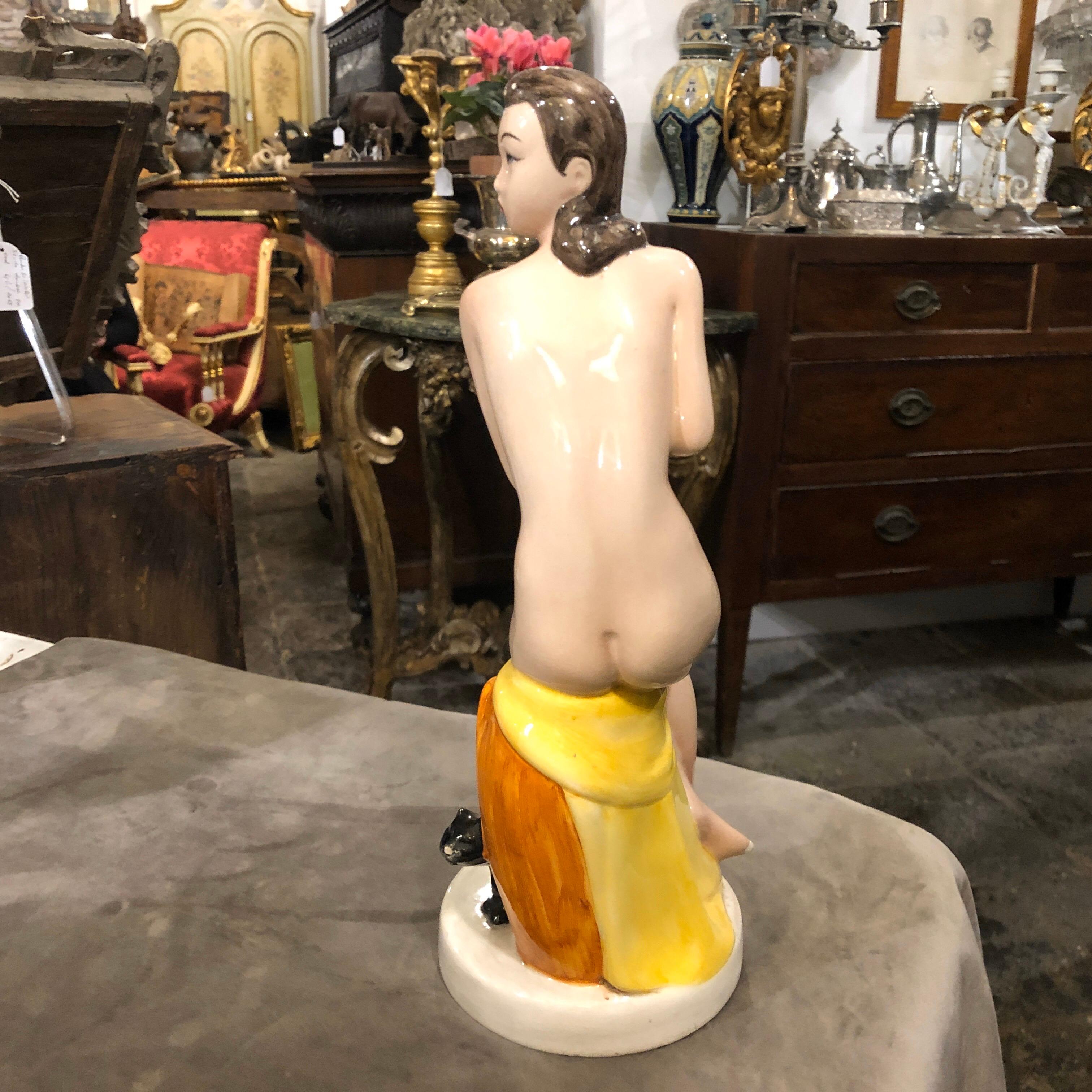 1940s Art Deco Porcelain Woman Italian Statue by Cia Manna In Good Condition For Sale In Aci Castello, IT