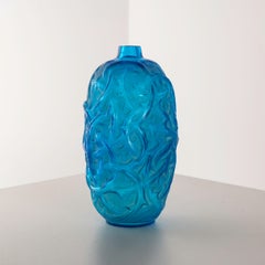 An Art Deco René Lalique Electric Blue "Ronces" vase, No. 946, France 1920s