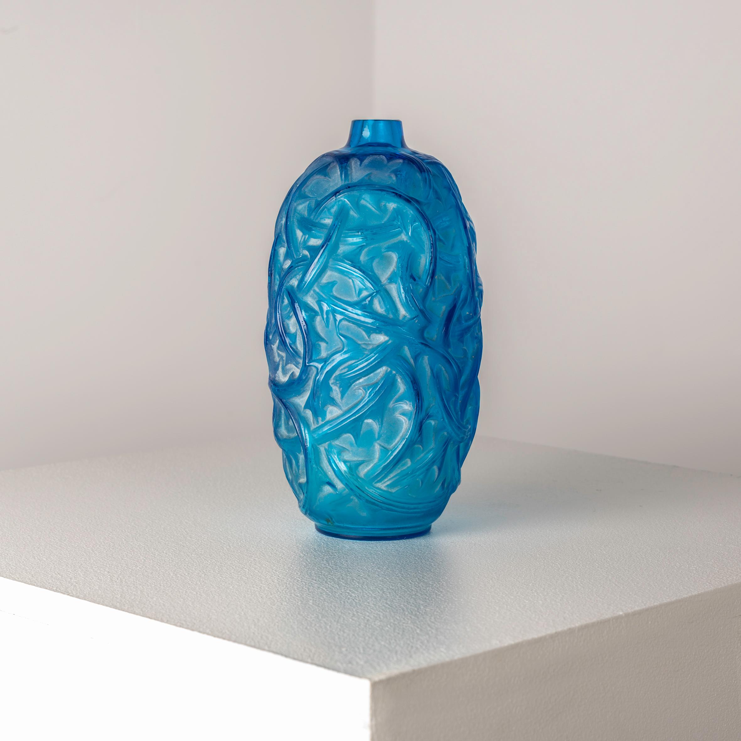 An Art Deco René Lalique Electric Blue 