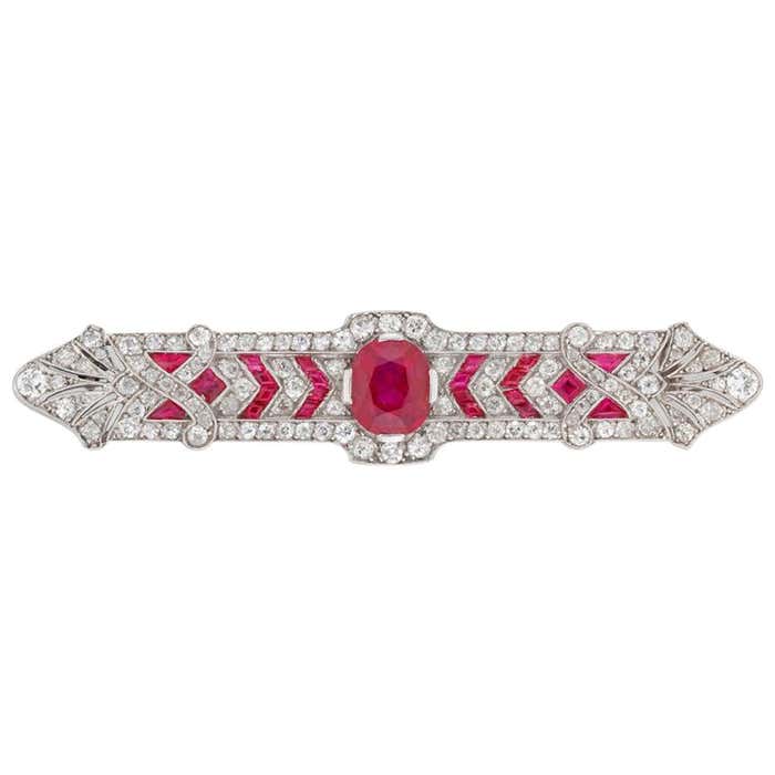 Art Deco Ruby and Diamond Brooch For Sale at 1stDibs