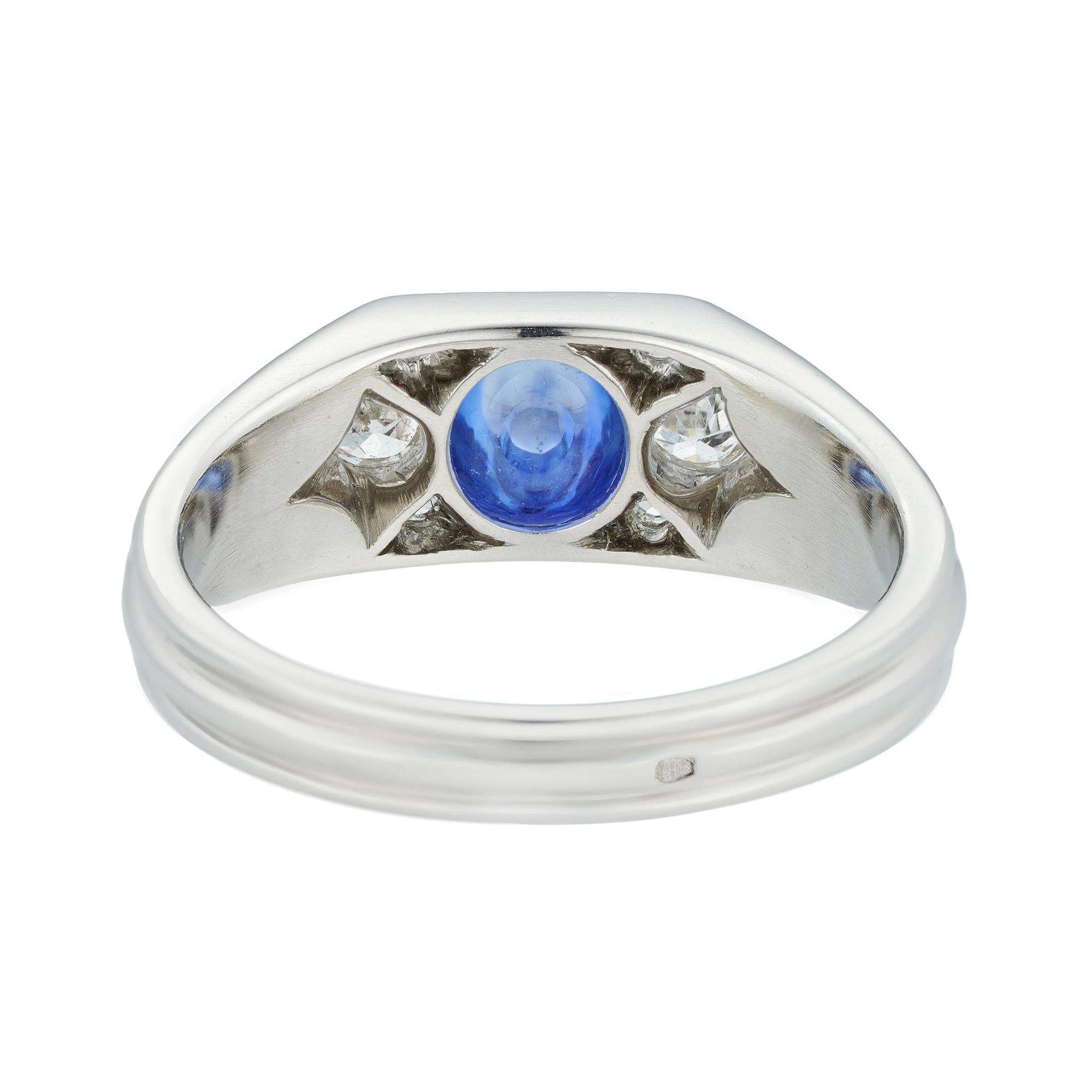 Art-Déco-Ring mit Saphiren und Diamanten im Zustand „Hervorragend“ im Angebot in London, GB