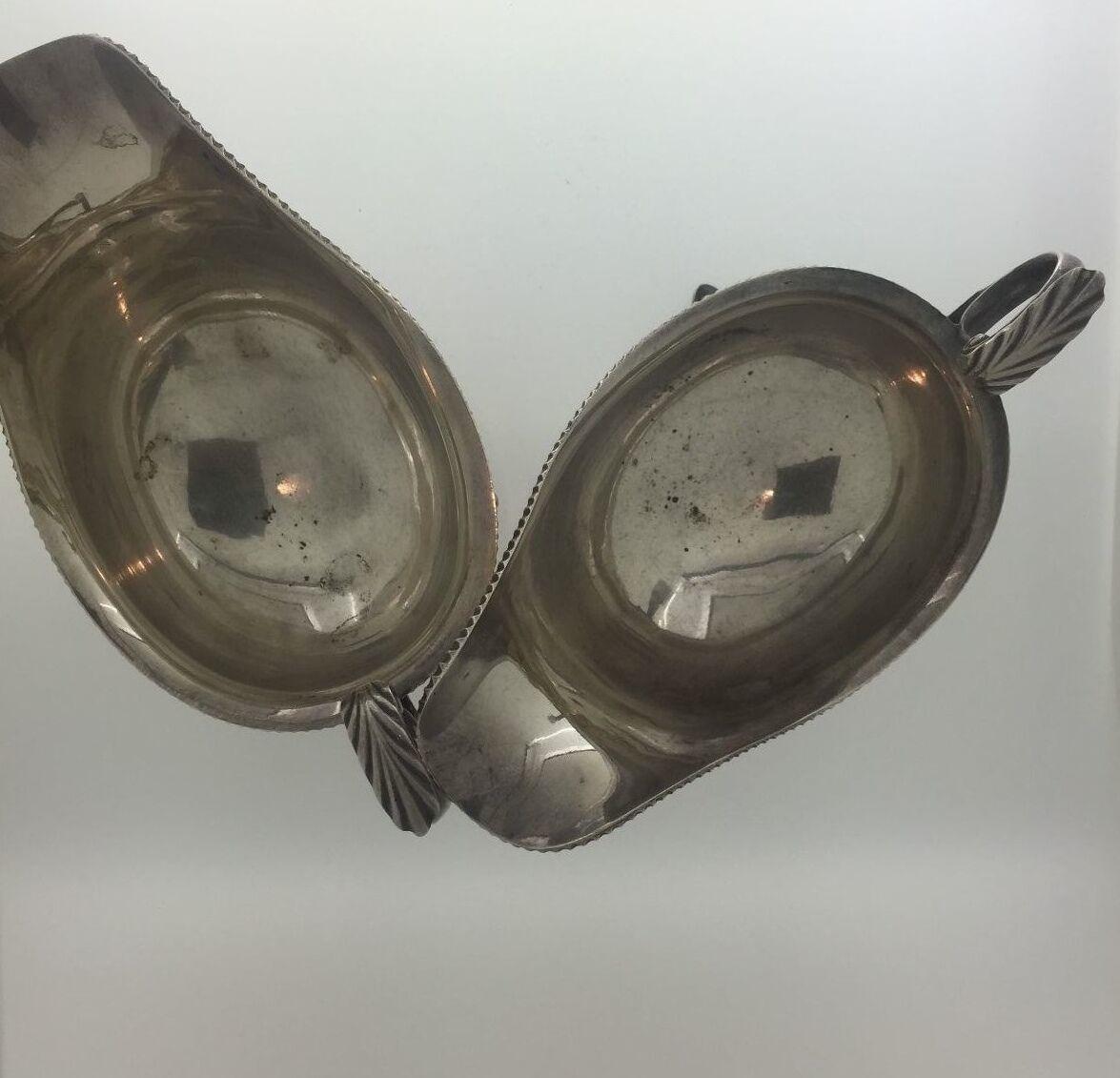 Un'Art-Deco in argento placcato Sauce Boats. Harrods, Londra, anni '30 circa. in vendita 3