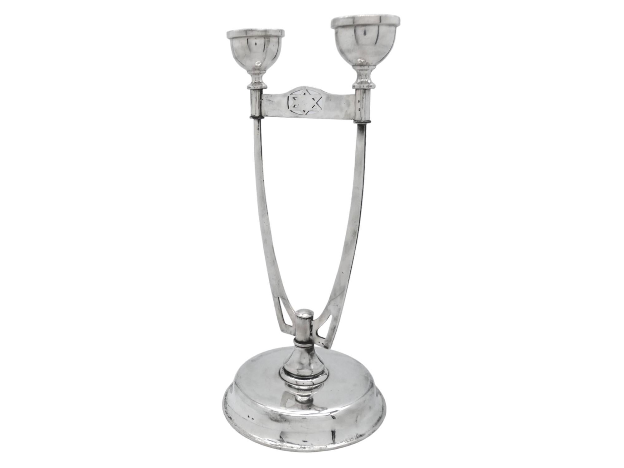 Polacco Candelieri da Shabbat in argento Art Deco, Polonia, CIRCA 1920 in vendita
