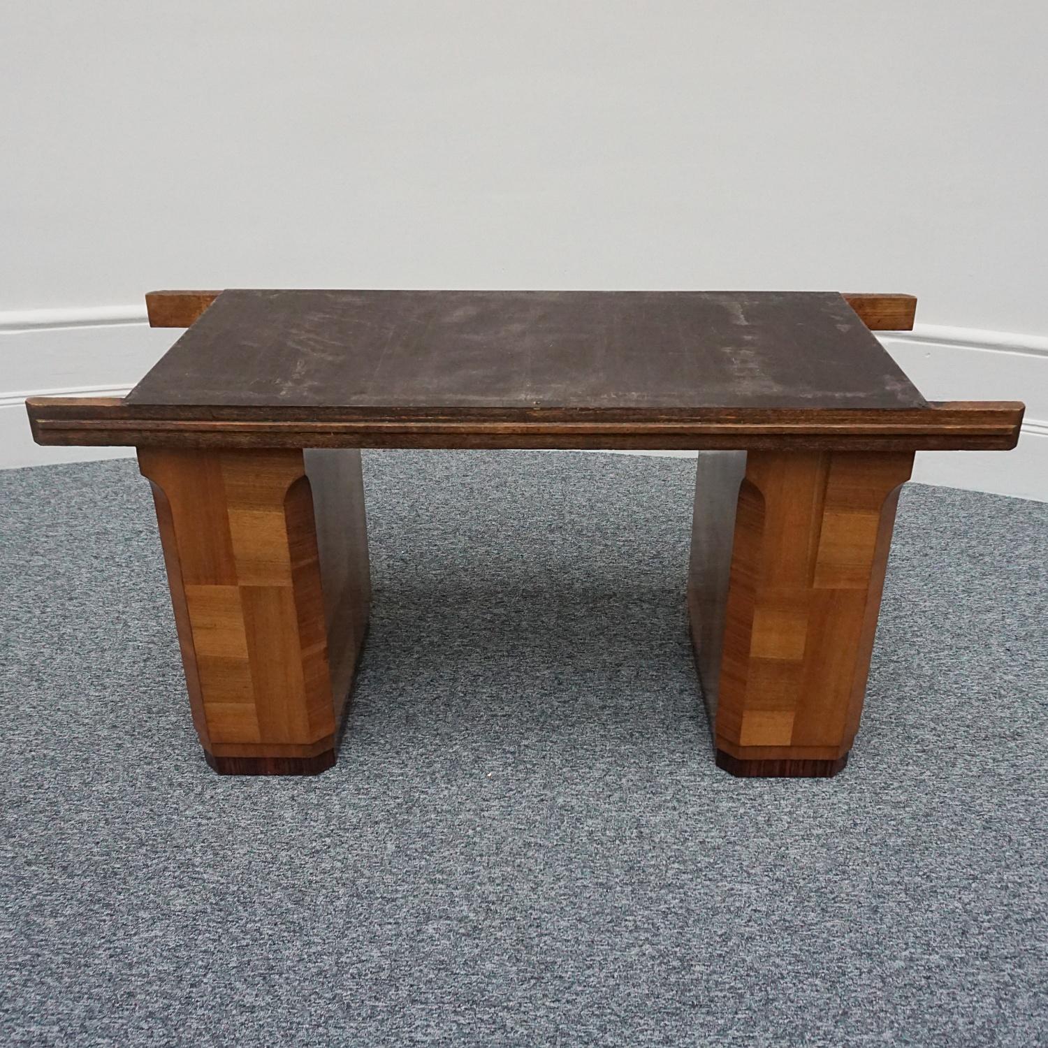 Art Deco Six Seat Extendable Burr Walnut Dining Suite, Circa 1935 2