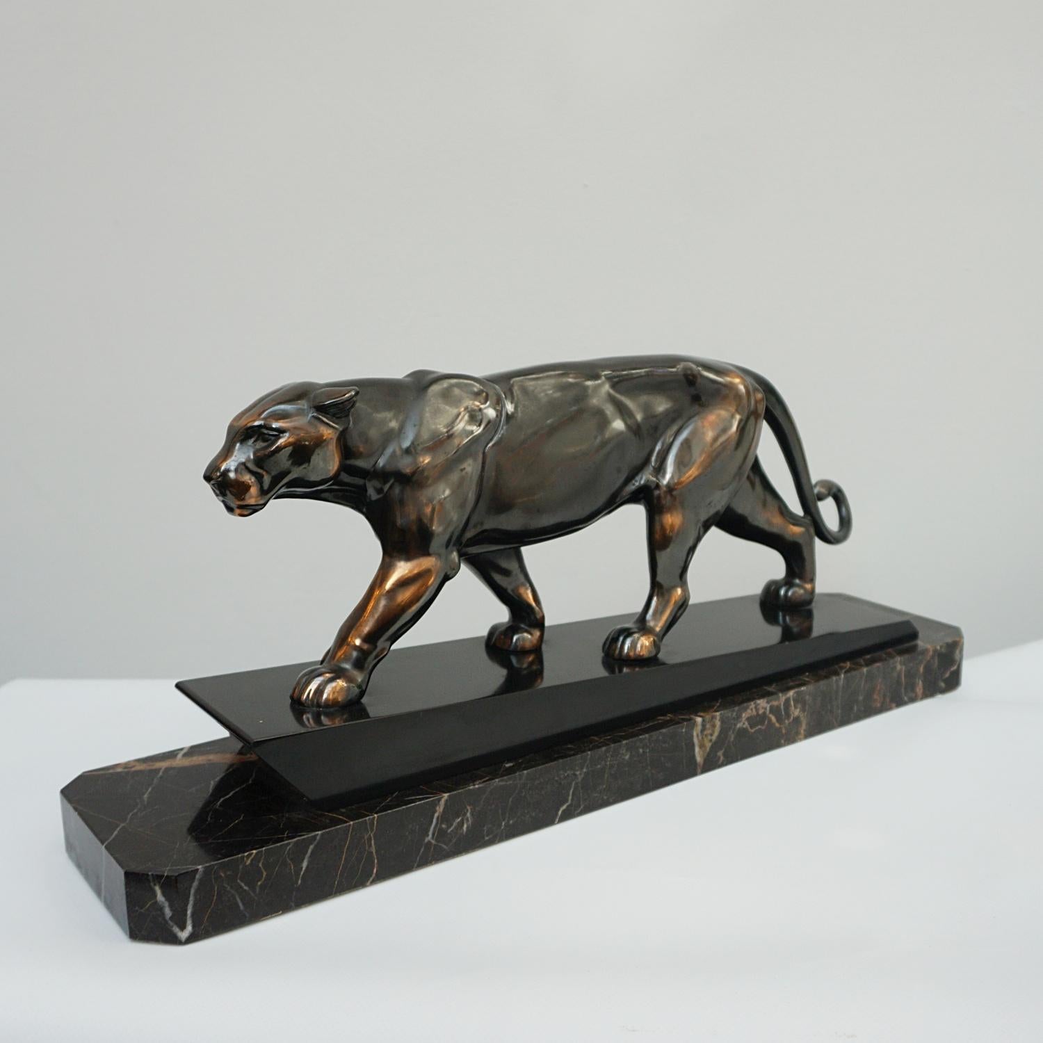 An Art Deco Spelter Sculpture by Irénée Rochard 3