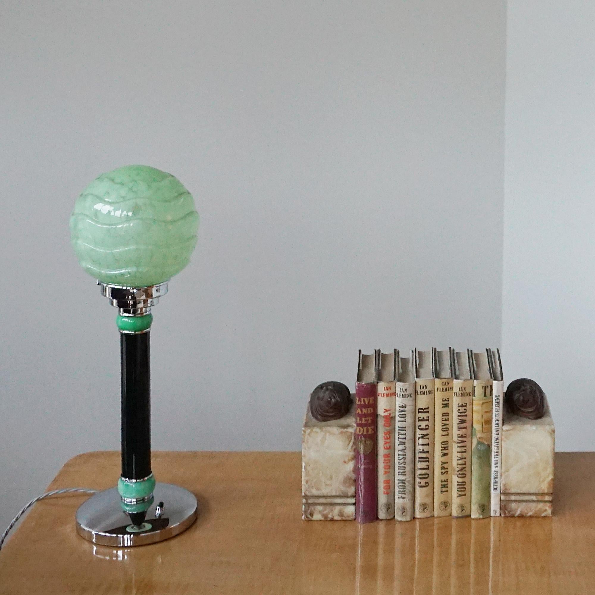 Contemporary An Art Deco Style Bakelite Table Lamp For Sale