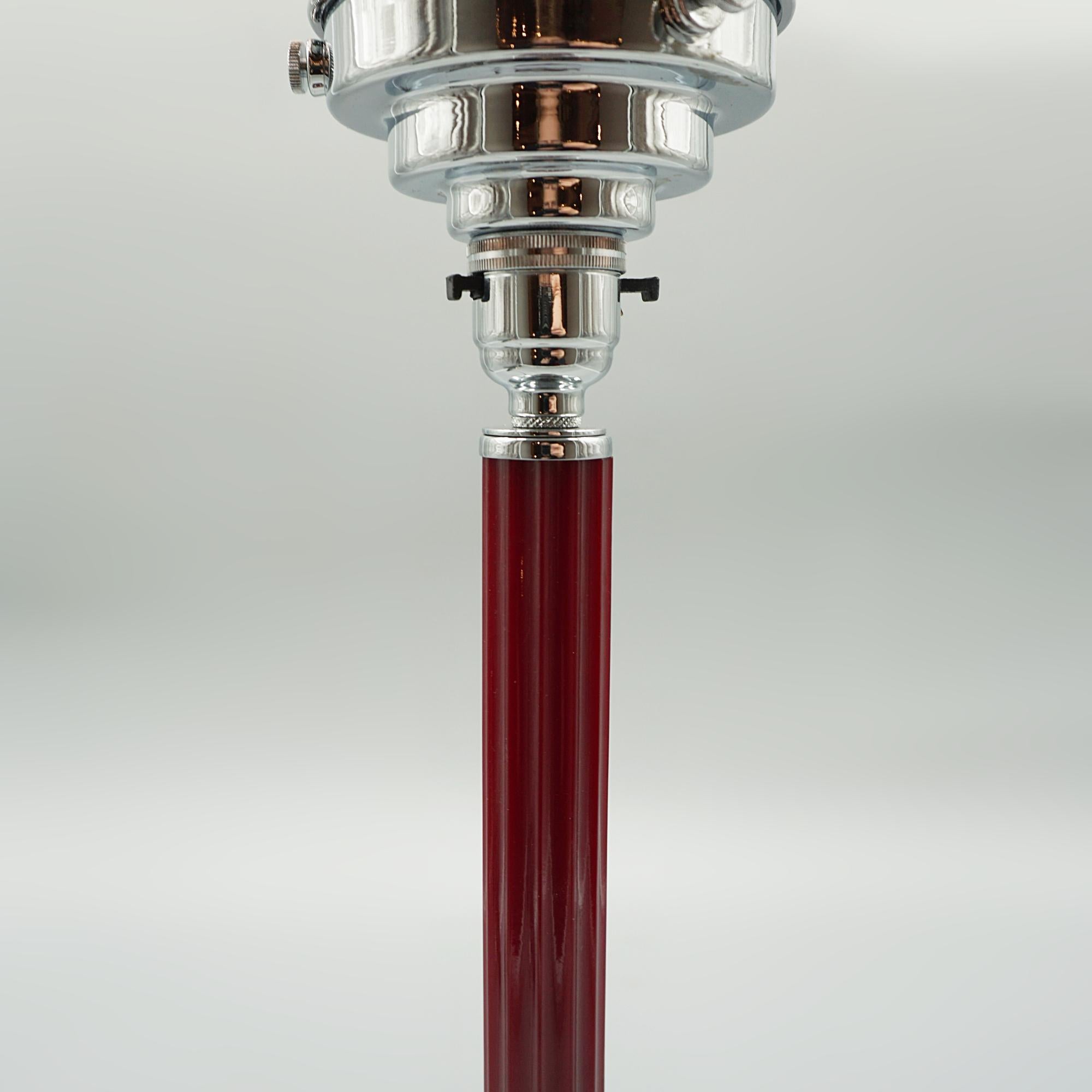 Contemporary An Art Deco Style Bakelite Table Lamp