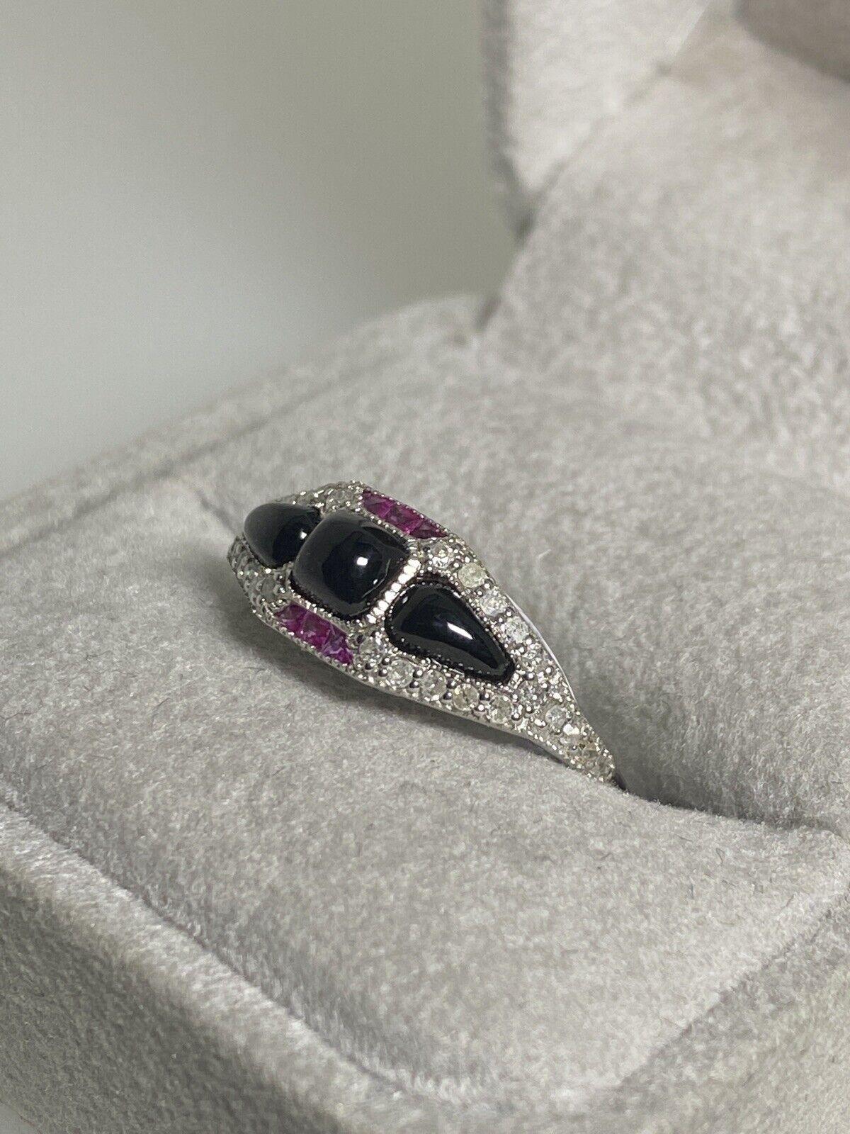 An Art-Deco Style Cabochon Cut Onyx, Ruby & Rose Cut Diamond Gold & Silver Ring For Sale 2